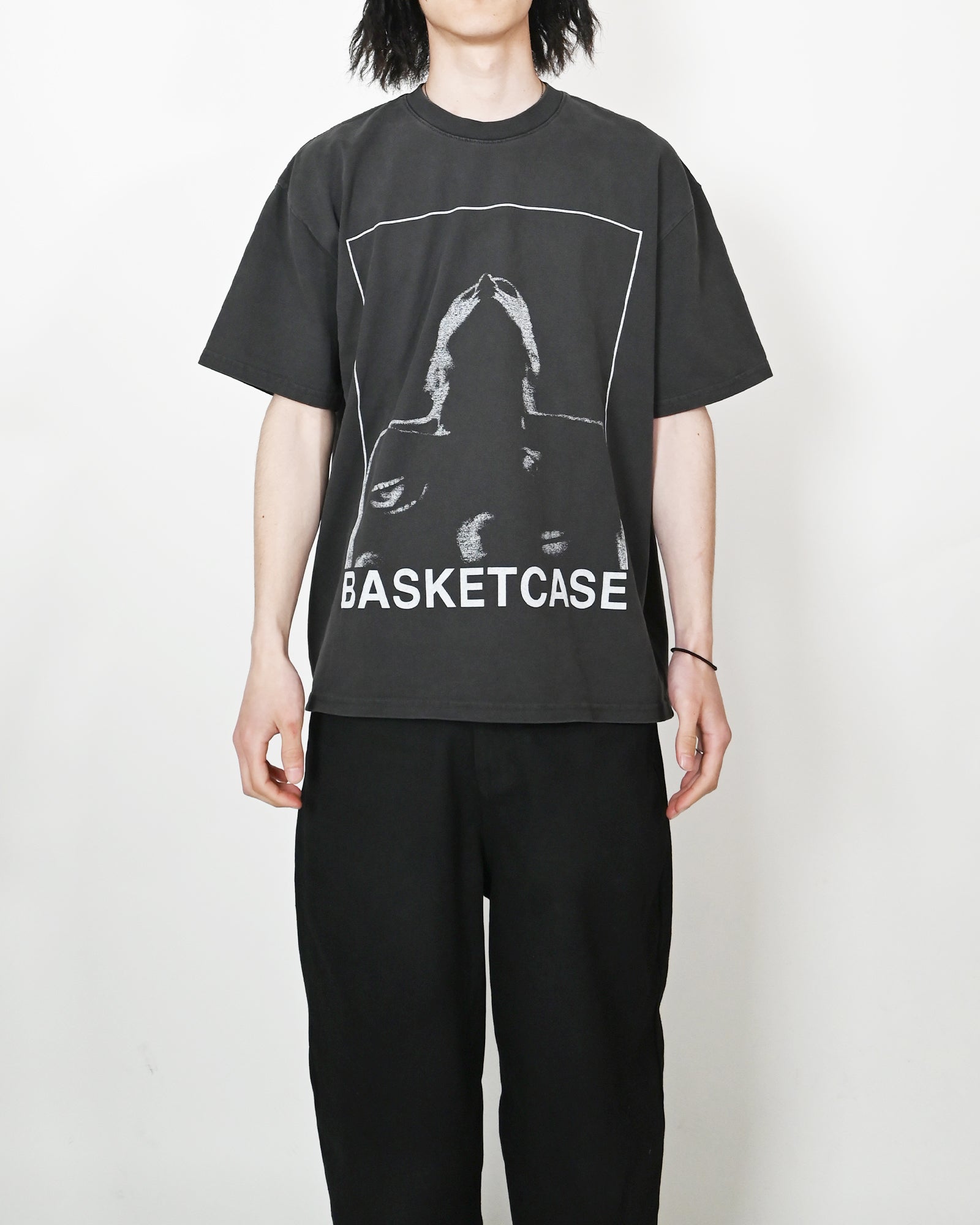 Basketcase Gallery・basket case gallery -  AUGUST T-SHIRT / VINTAGE BLACK