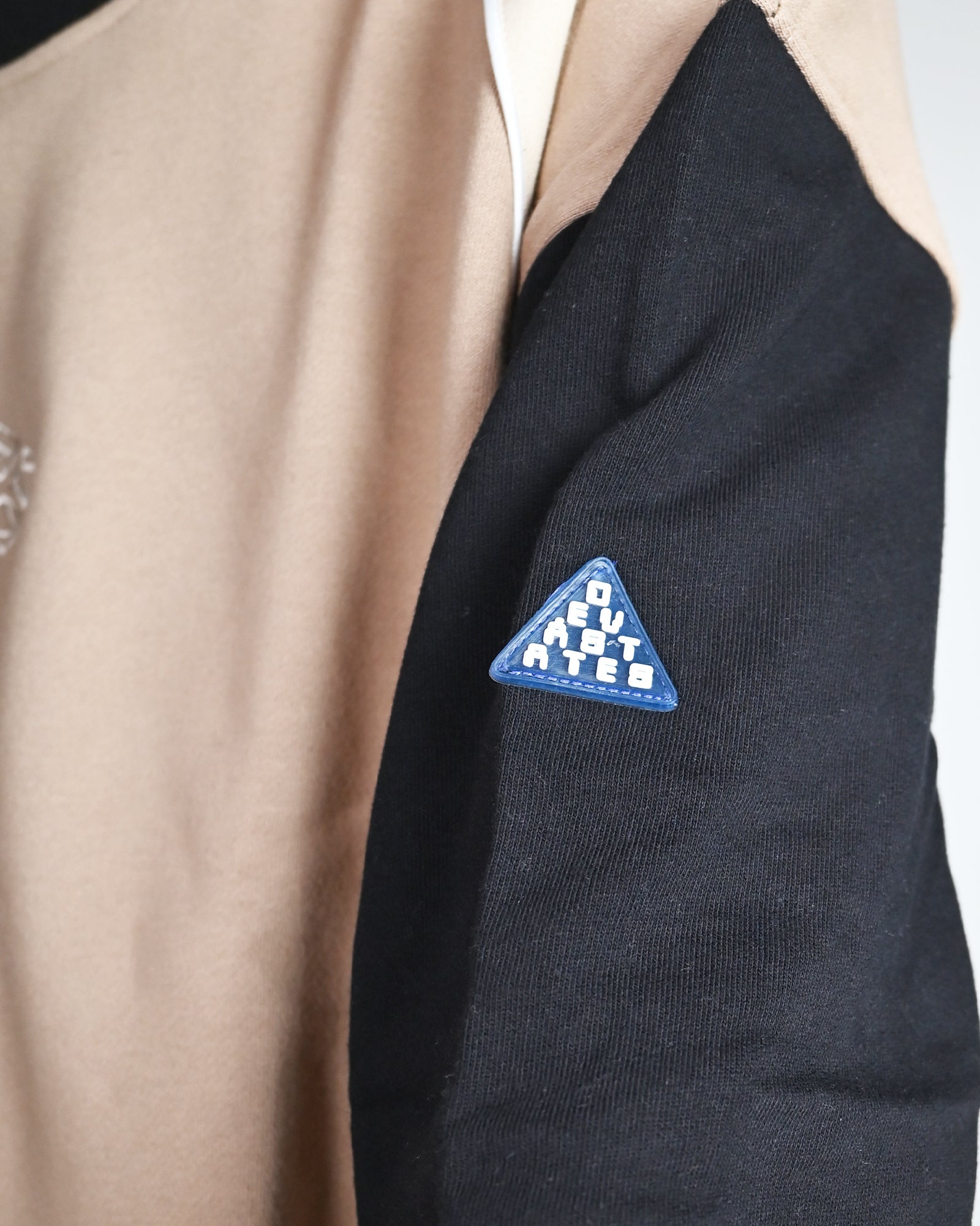 DEVA STATES・ディーヴァ ステイツ - スウェット CREWNECK SWEATSHIRT - PANEL / MULTI