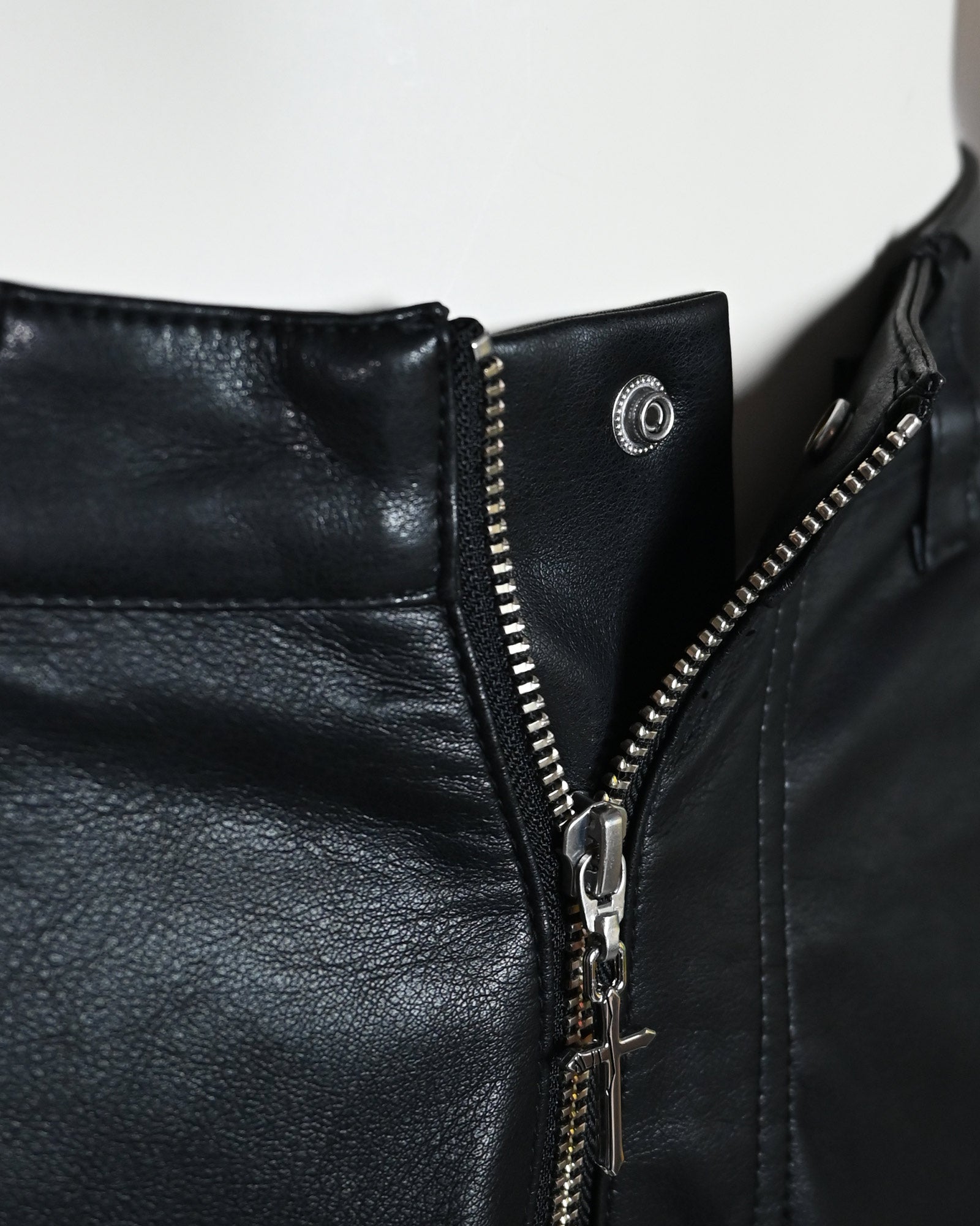 LAST NEST・ラストネスト - カーゴパンツ FAUX LEATHER CARGO PANTS V2  / BLACK