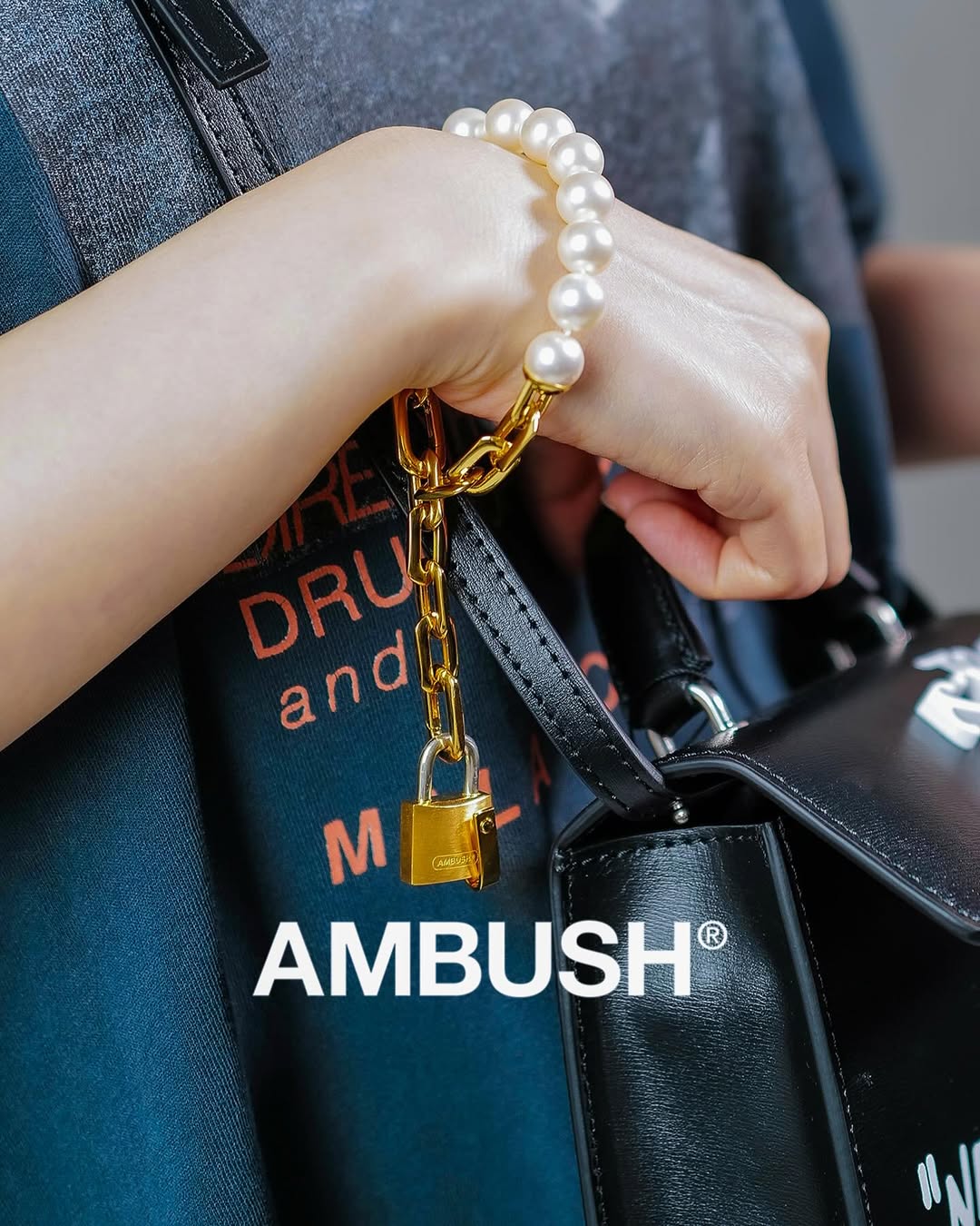 AMBUSH・ambush -  PEARL PADLOCK BRACELET / GOLD