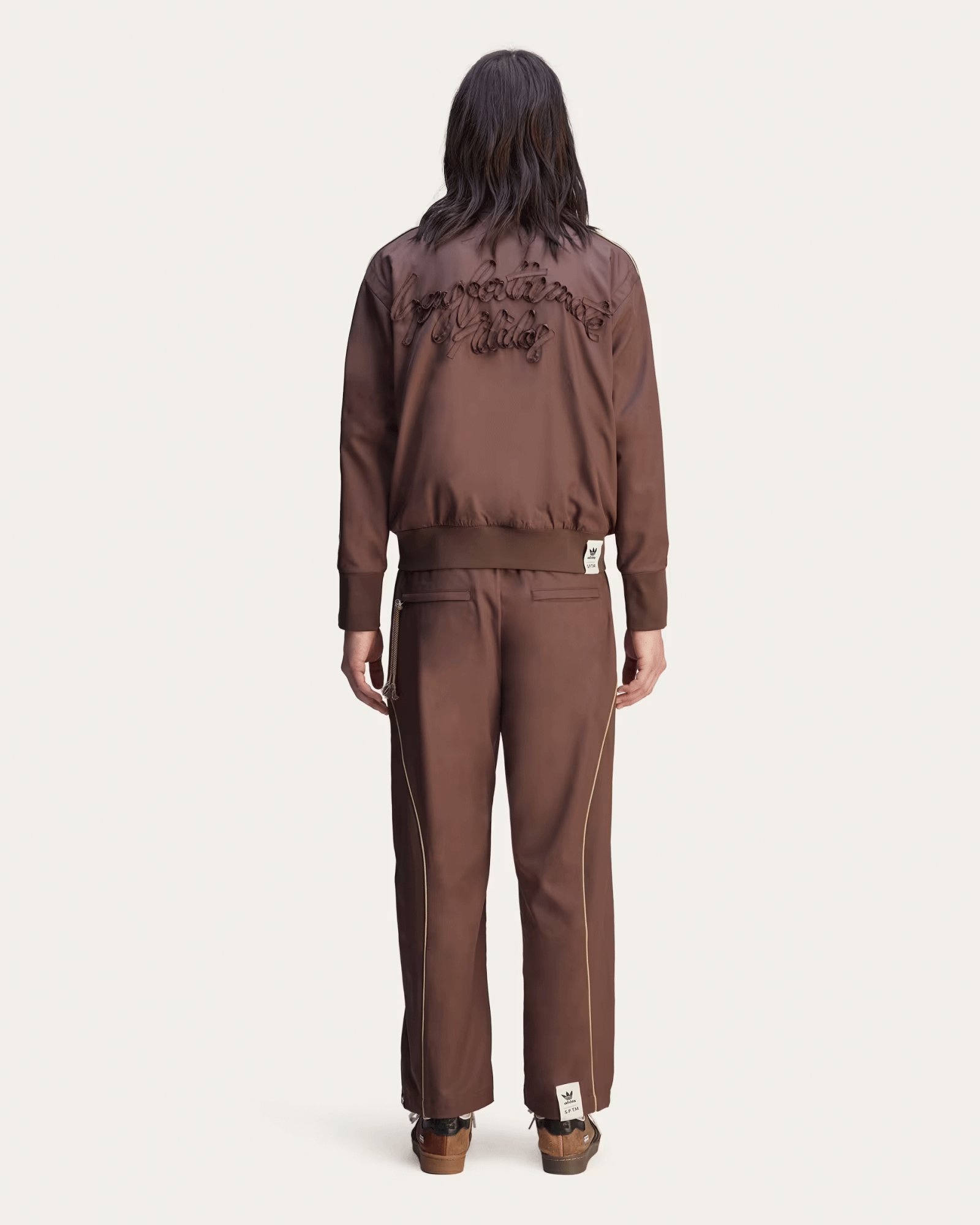 adidas・adidas -  STMT SFTM WOVEN PANT / BROWN