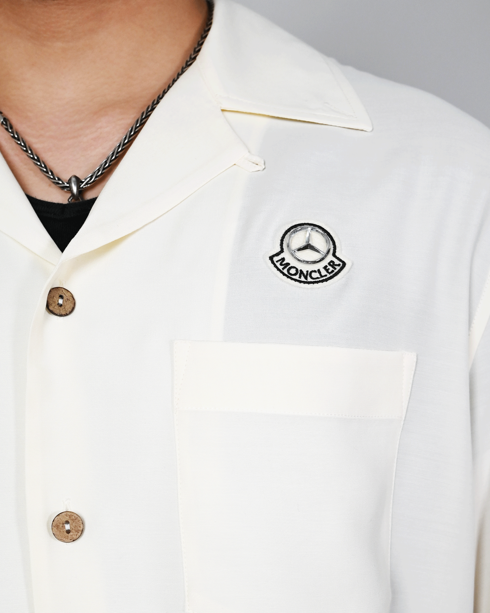 MONCLER GENIUS・モンクレール - シャツ SHIRT / OFF WHITE
