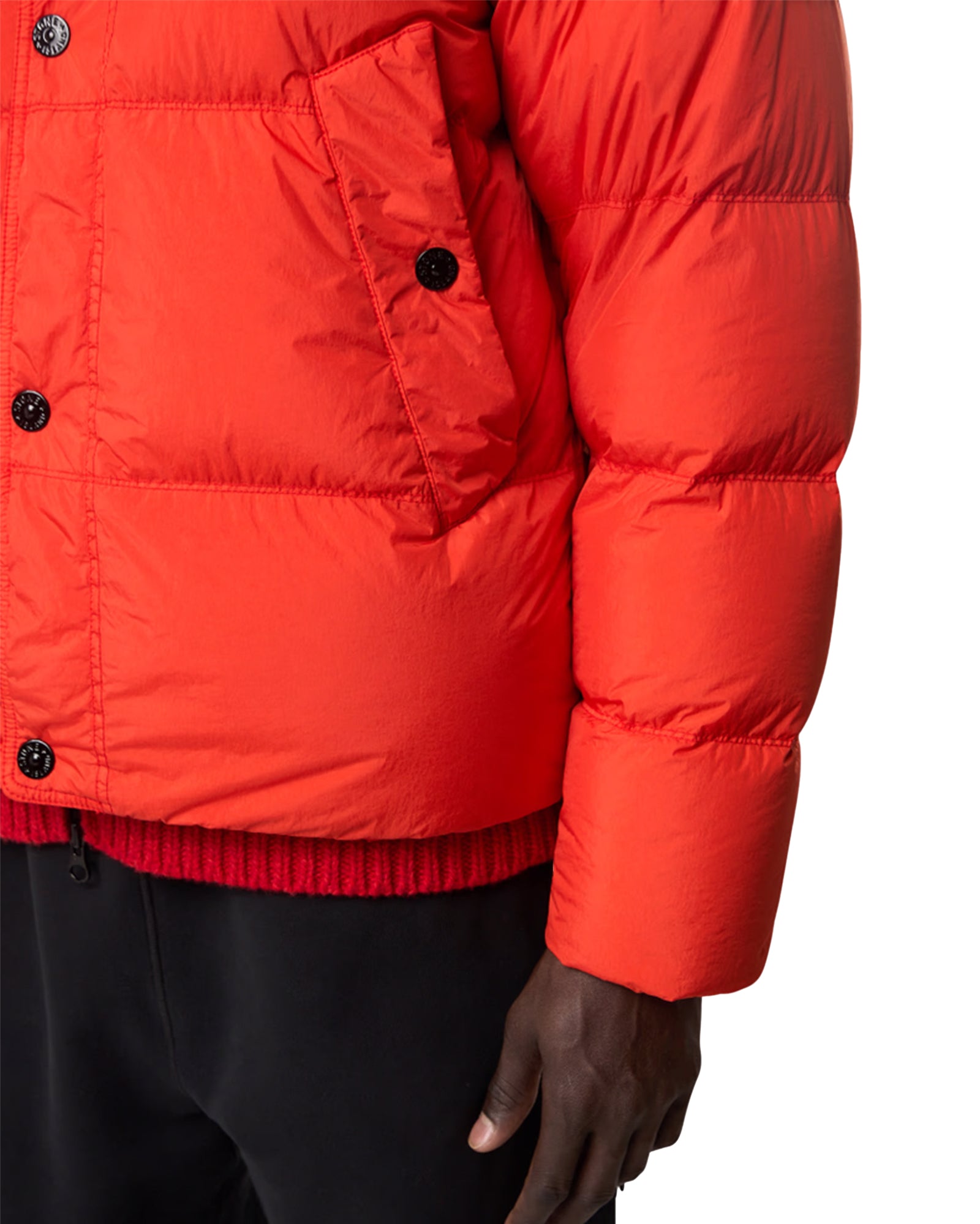 STONE ISLAND・stone island -  CRINKLE REPS NY RECYCLED NYLON / SCARLATTO