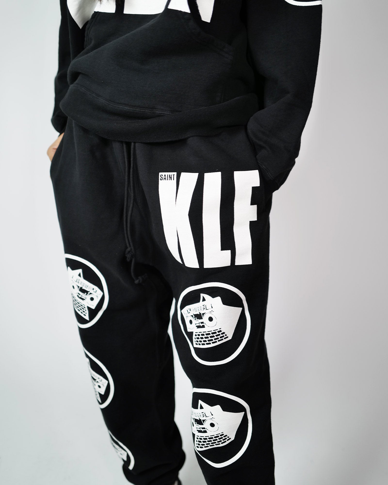 ©SAINT M××××××・セントマイケル - スウェットパンツ KLF_SWEAT PANTS/KLF / BLACK