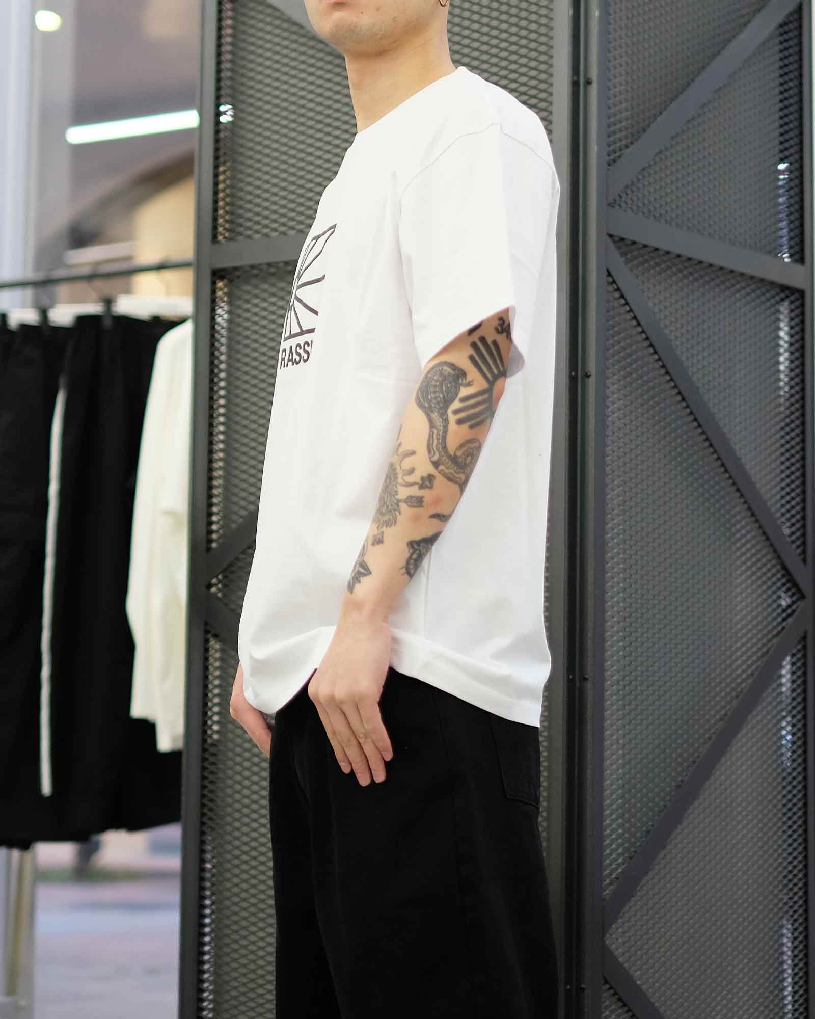 RASSVET・ラスベート - Tシャツ・カットソー MEN BIG LOGO TEE SHIRT KNIT / WHITE