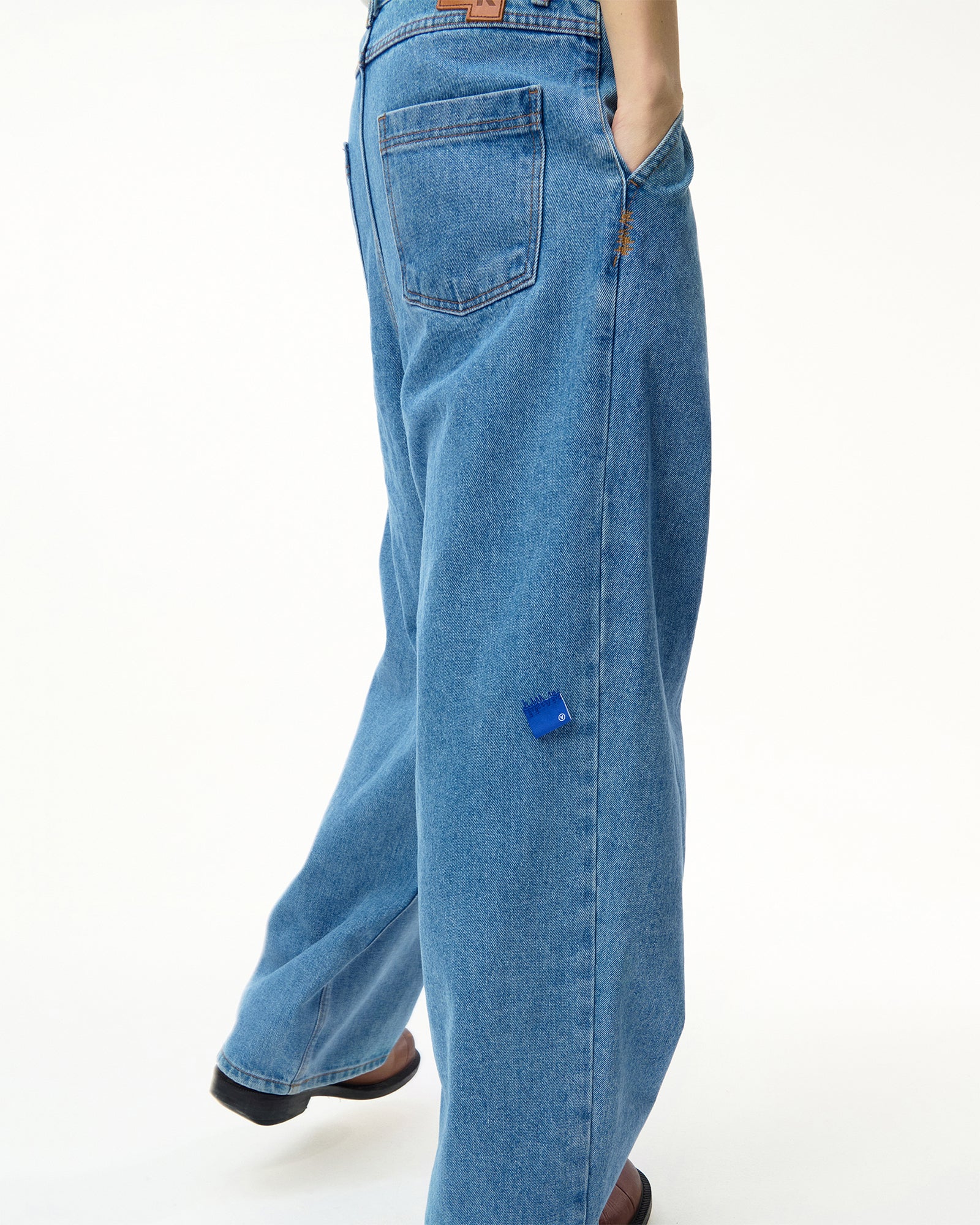 Ader Error・アーダーエラー - デニムパンツ SV TAG JEANS / SKY BLUE