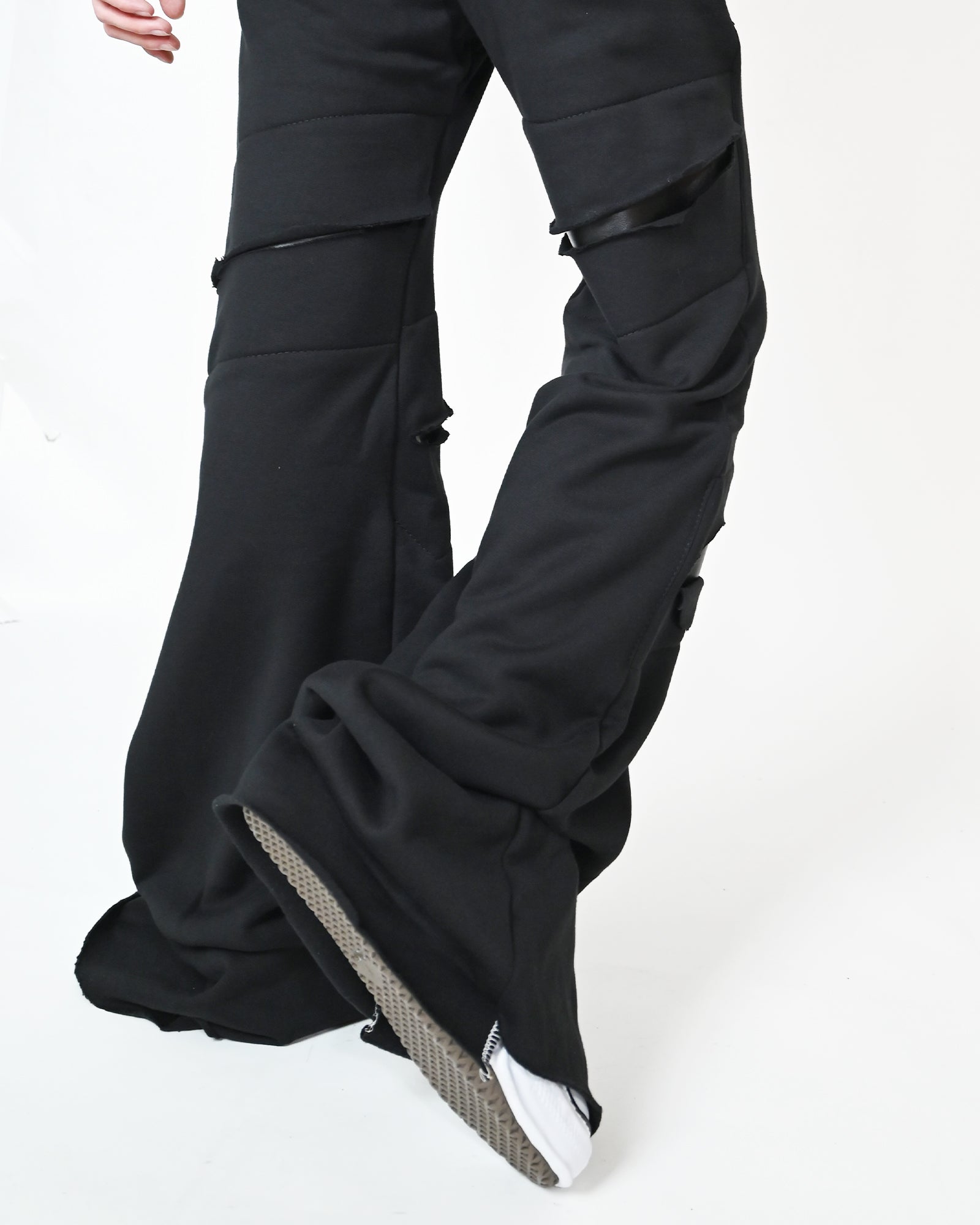 SWAMPGOD・スワンプゴッド - スウェットパンツ WIDE SLASH - SWEATPANT VERSION / BLACK