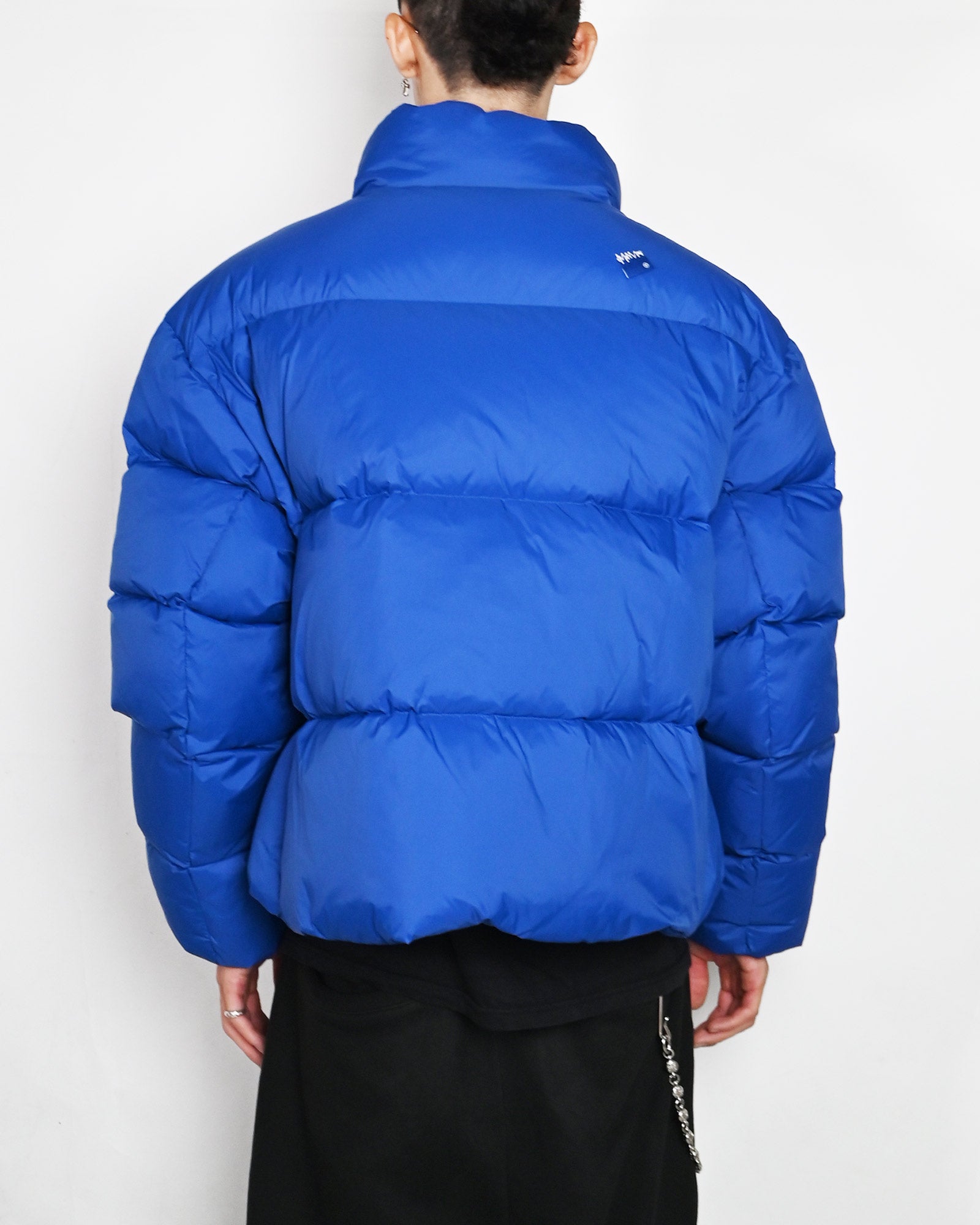 Ader Error・アーダーエラー - ダウンジャケット TRS TAG PUFFER JACKET 01 / BLUE