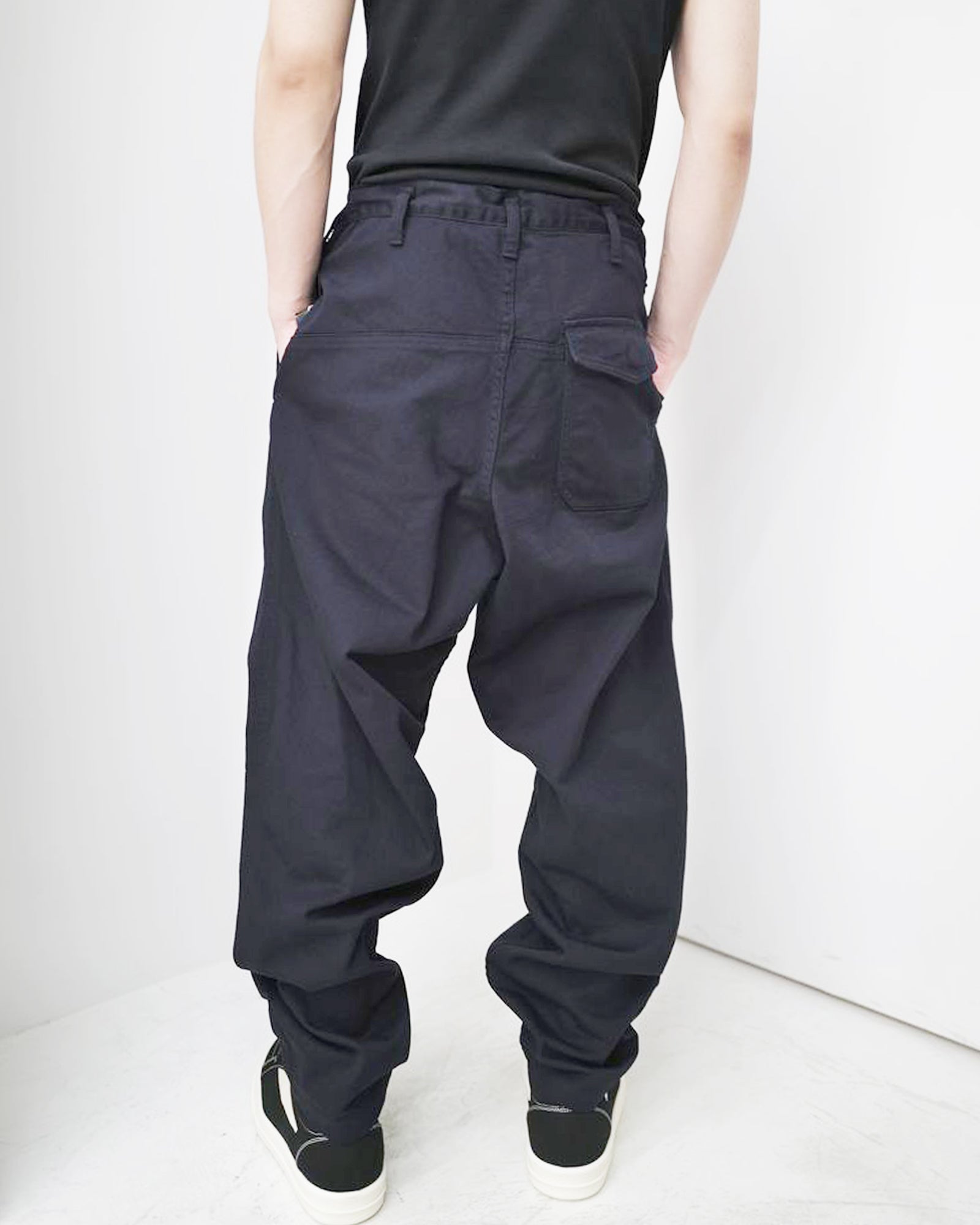 Yohji Yamamoto・Youji Yamamoto -  BLACK SCANDAL KATSURAGI NO TUCK W WORK PANTS /NAVY