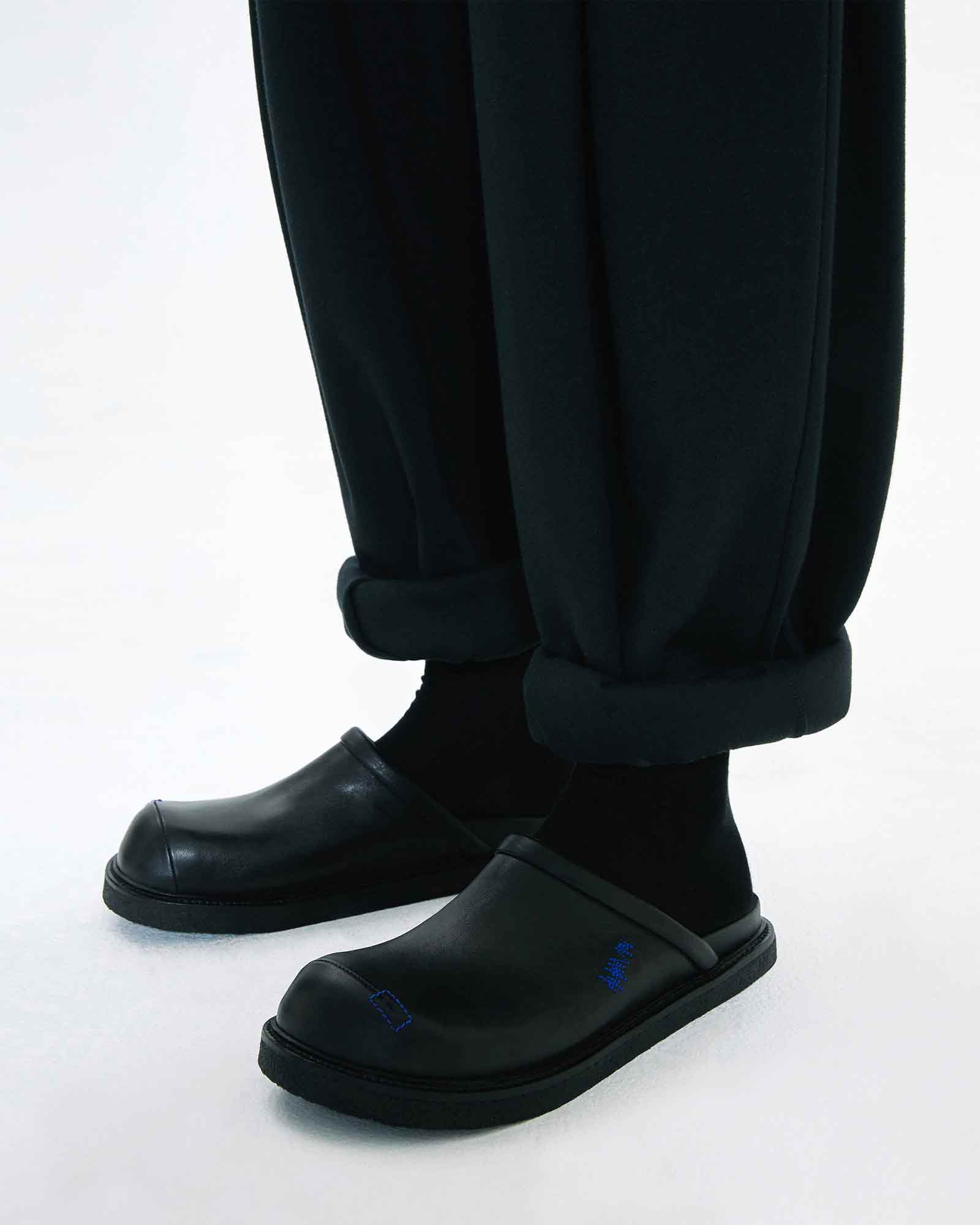 Ader Error・アーダーエラー - サンダル CURVE; SABOT / BLACK