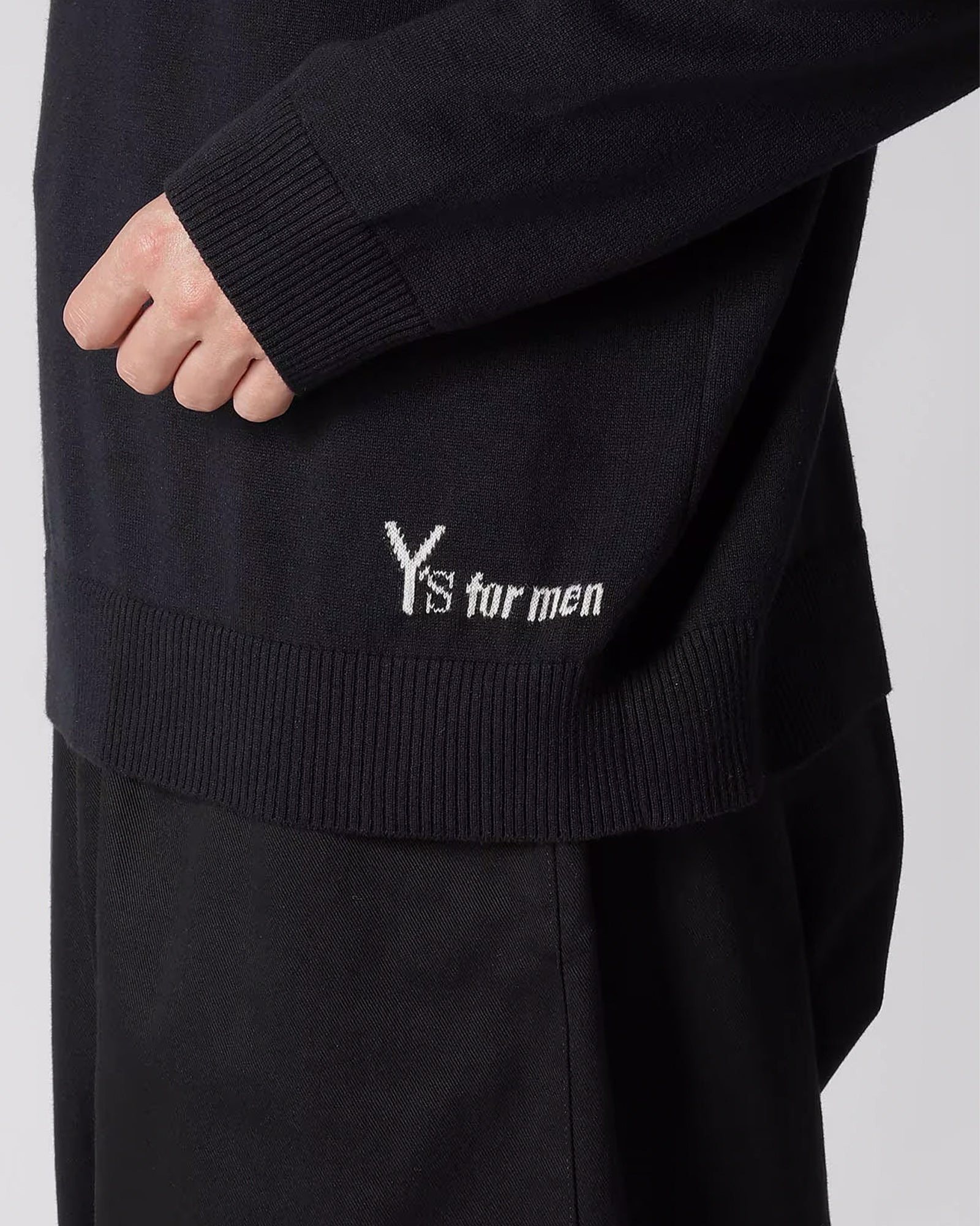 Y's for men・ワイズ フォー メン - ニット・セーター INTERSIA LOGO ROUND NECK PULL OVER KNIT / BLACK
