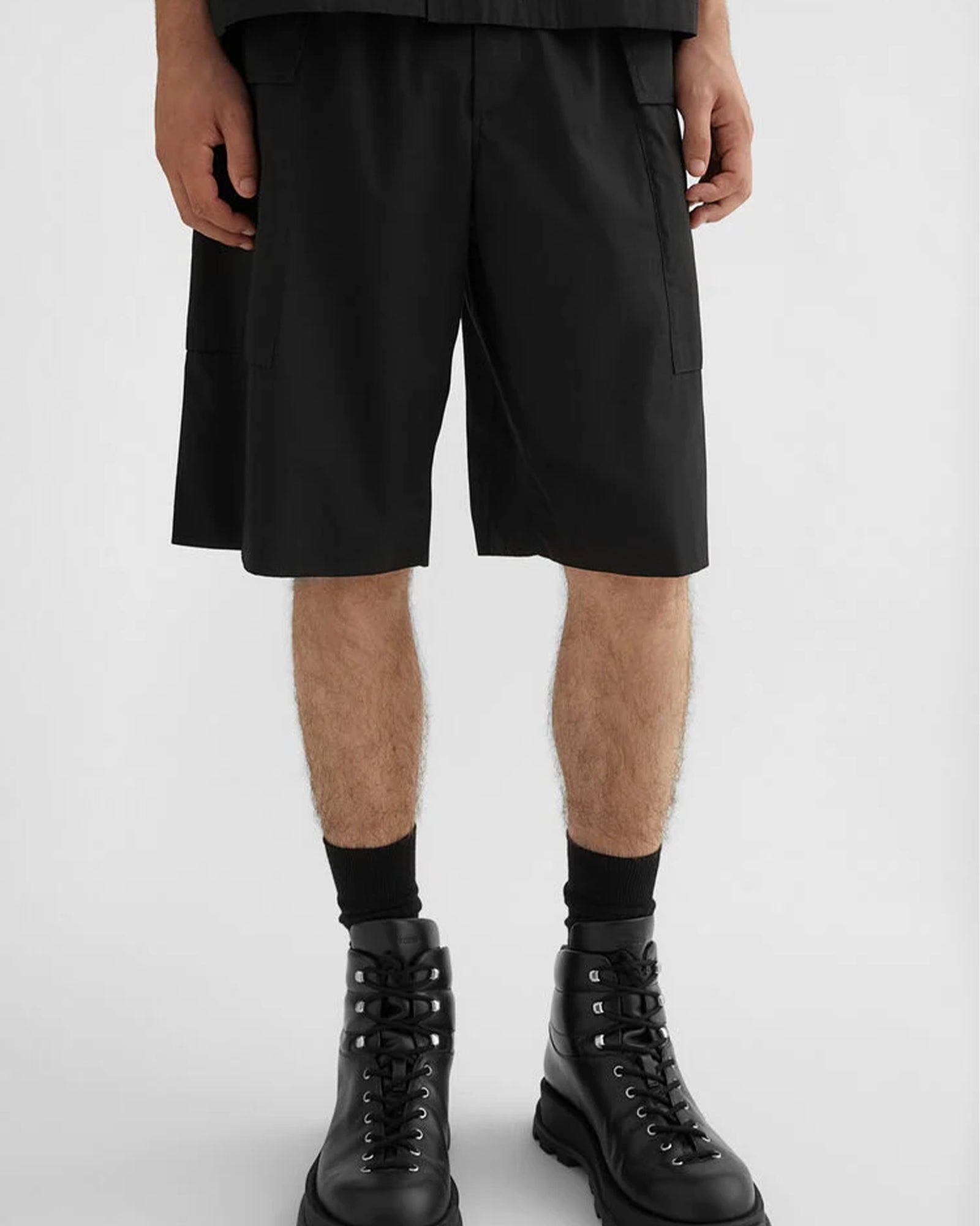 JIL SANDER +・ジルサンダープラス - ハーフ・ショートパンツ TROUSER 94 SHORT EMB / BLACK