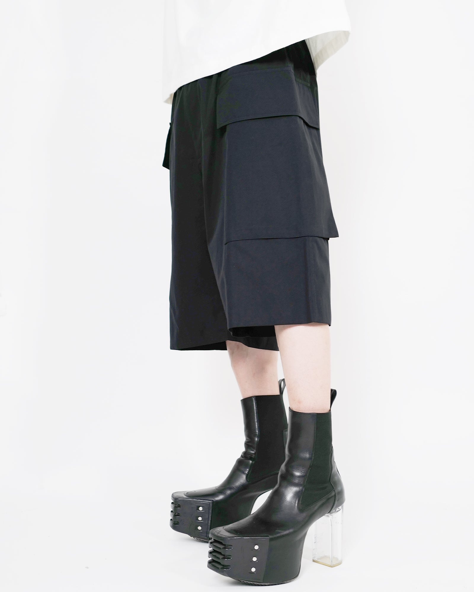 JIL SANDER +・ジルサンダープラス - ハーフ・ショートパンツ TROUSER 94 SHORT EMB / BLACK
