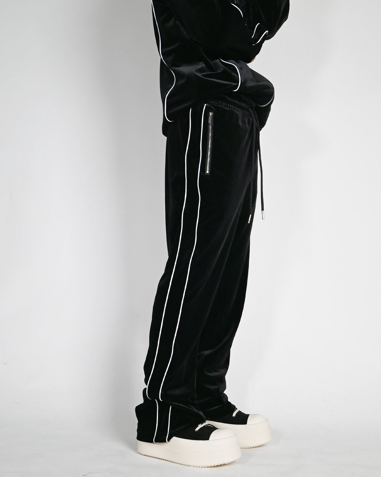 LAST NEST・ラストネスト - ジャージ・トラックパンツ VELOUR TRACK PANTS V2 / BLACK