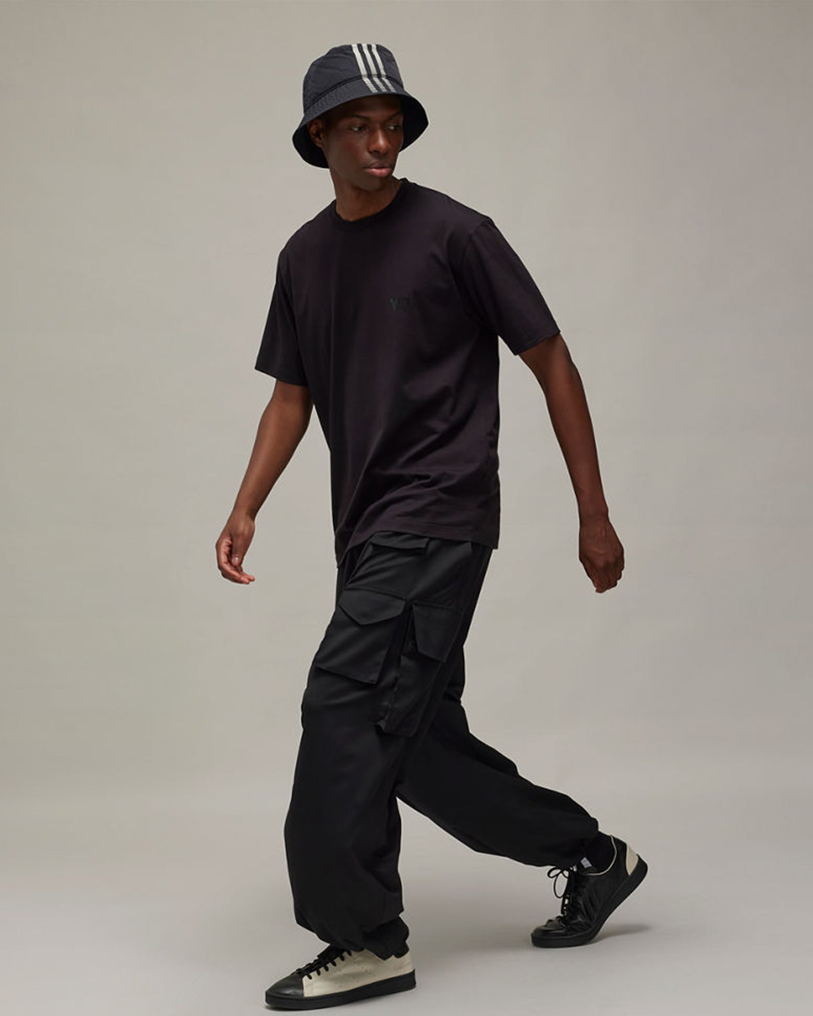 Y-3・韦斯利 -  M REG SS TEE / BLACK