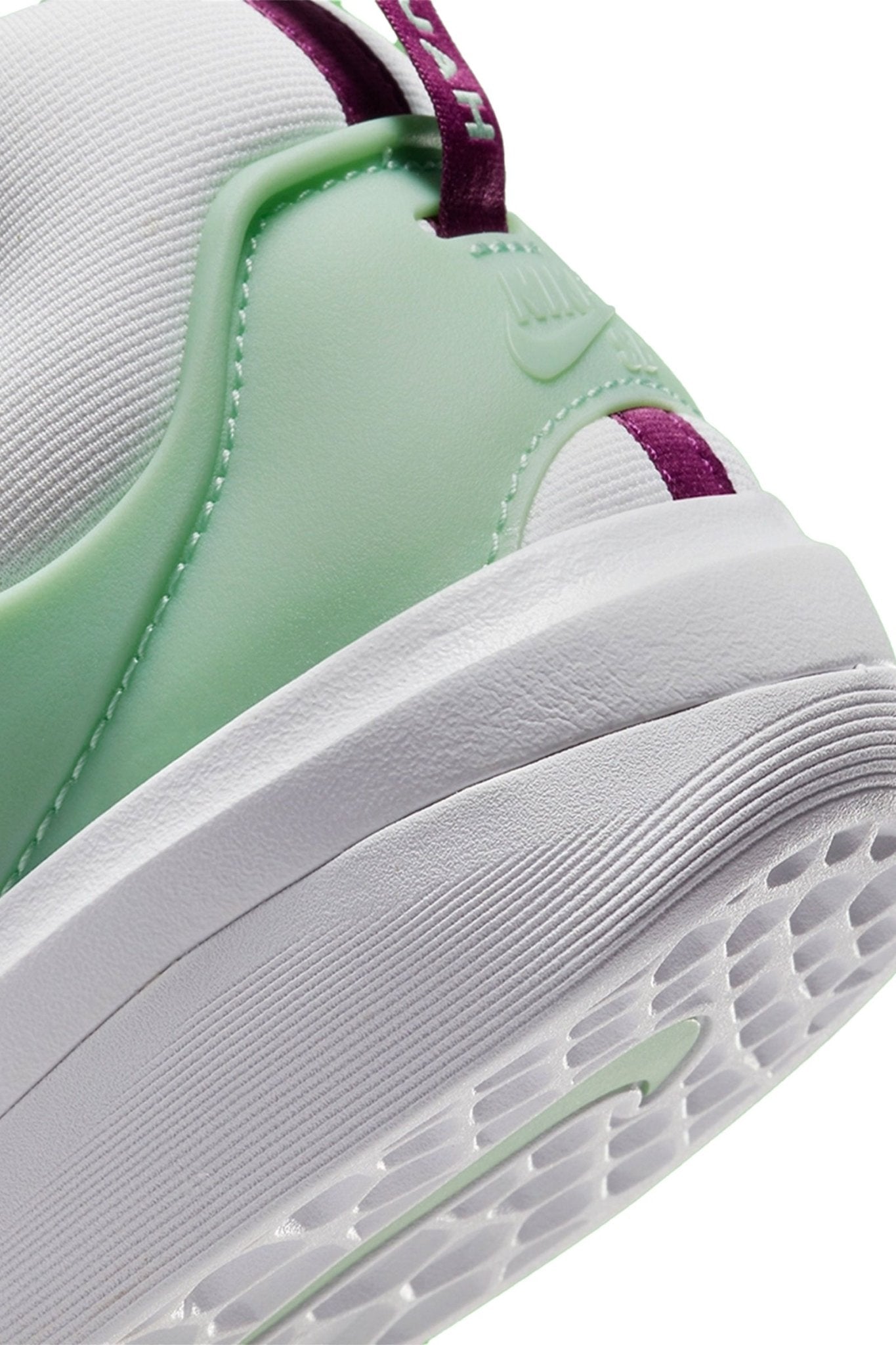 NIKE SB・nike SB -  NIKE SB NYJAH/GREEN