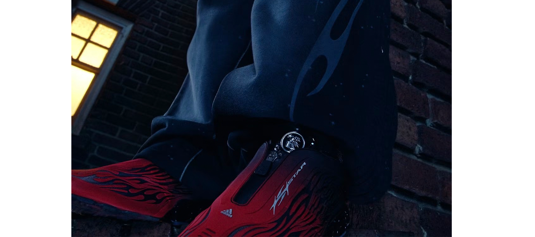 adidas Originals × HELLSTAR 新作コラボレーションアイテムが登場！