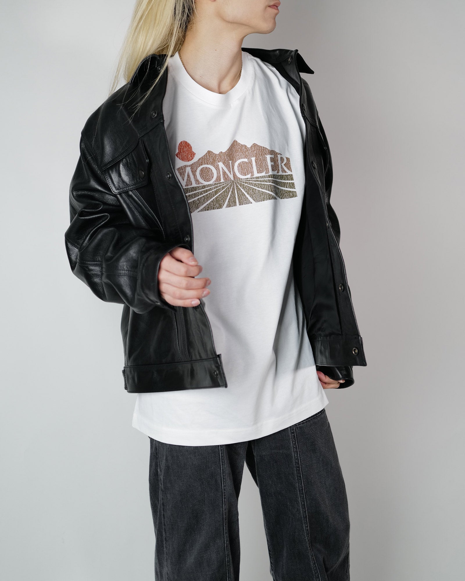 MONCLER・モンクレール - L/S Tシャツ LS T-SHIRT / WHITE