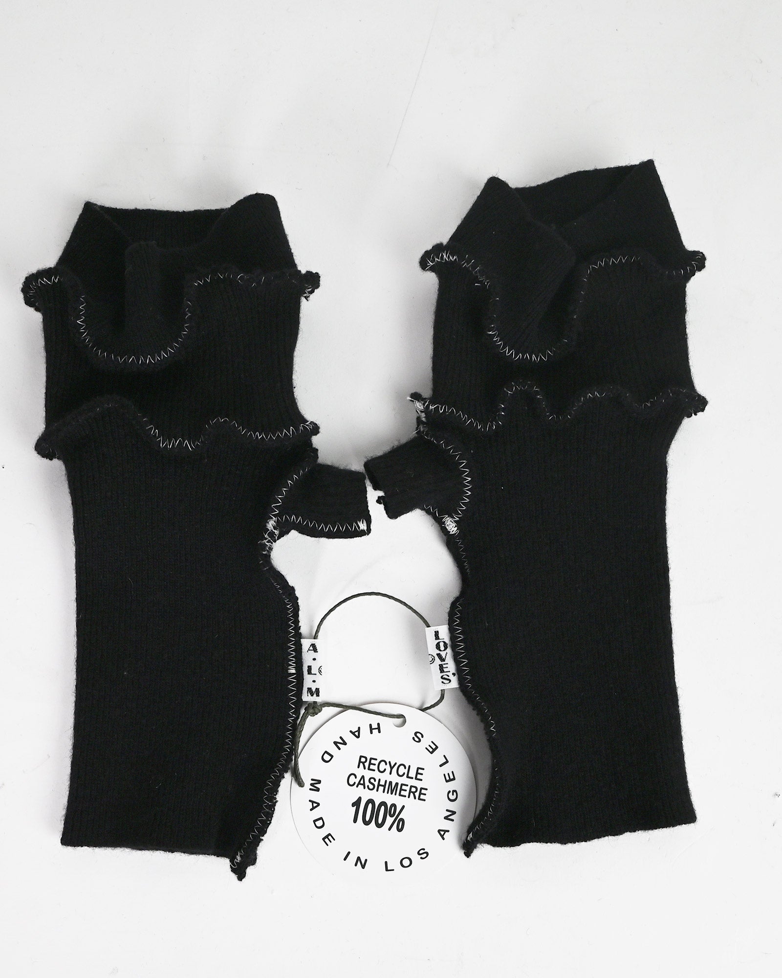 A LOVE MOVEMENT (ア・ラブ・ムーブメント) CASHMERE GLOVES / BLACK