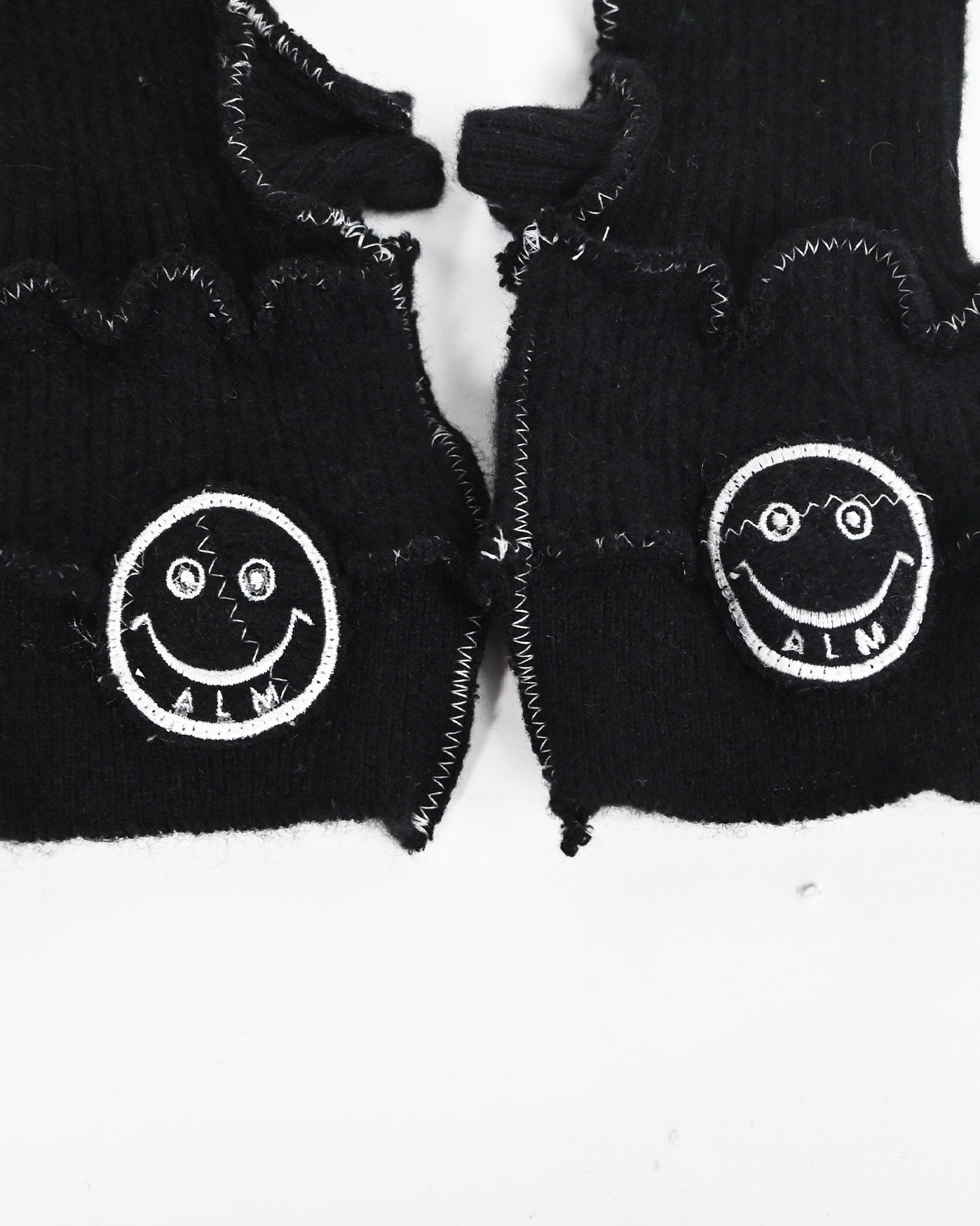 A LOVE MOVEMENT (ア・ラブ・ムーブメント) CASHMERE GLOVES / BLACK