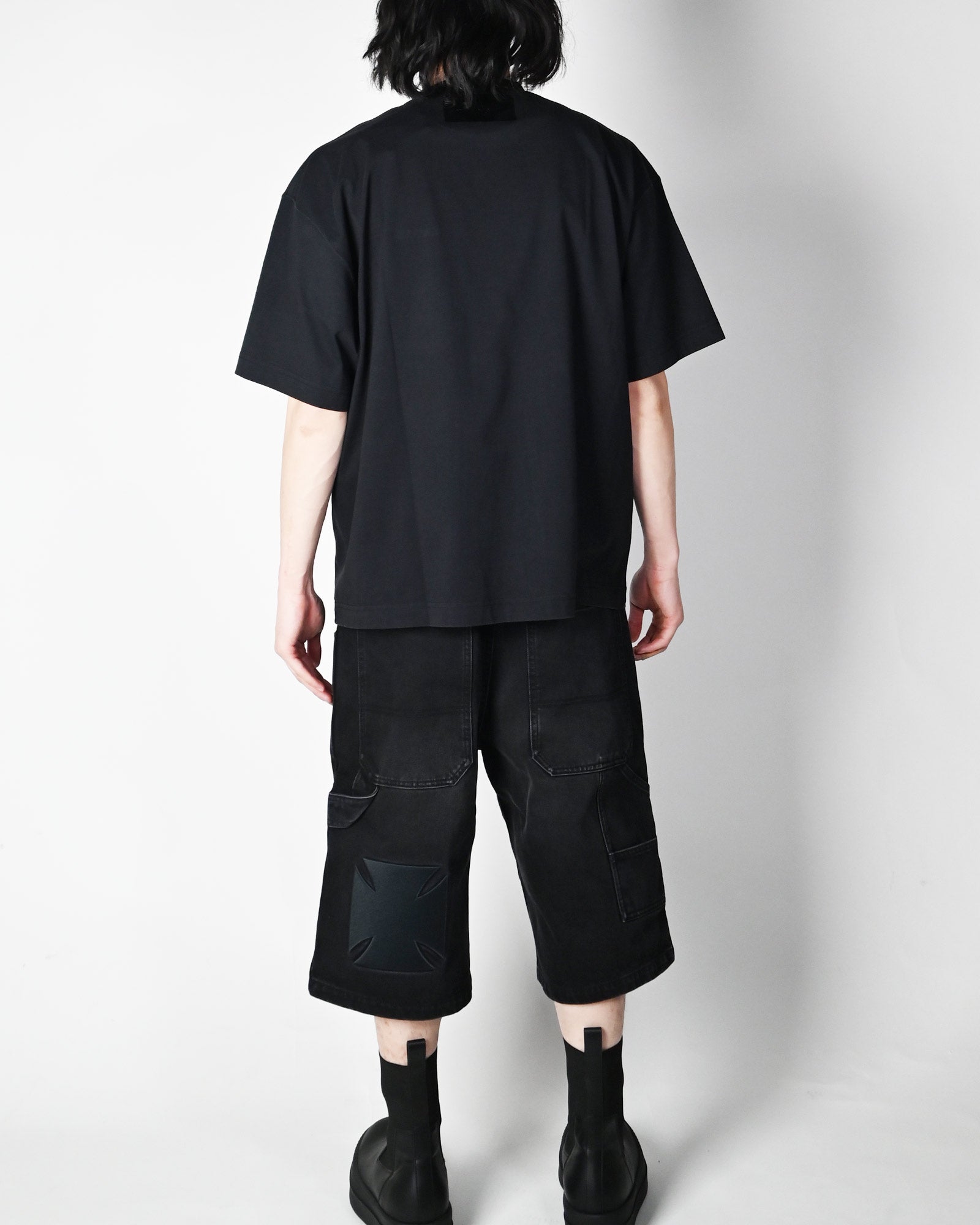 VETEMENTS・ヴェトモン - Tシャツ・カットソー TAPED LOGO T-SHIRT / BLACK