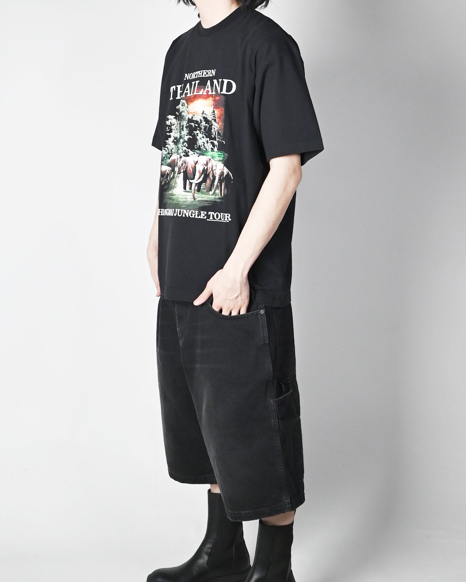 VETEMENTS・ヴェトモン - Tシャツ・カットソー THAILAND TOURIST T-SHIRT / BLACK