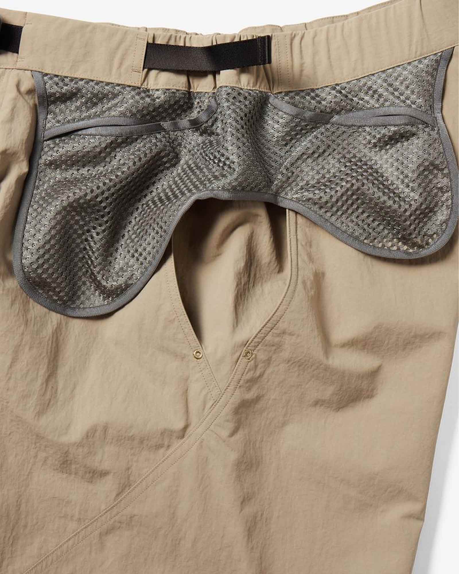 Goldwin 0・ゴールドウイン ゼロ - ハーフ・ショートパンツ HELICOID POCKET SHORTS / INK BLACK