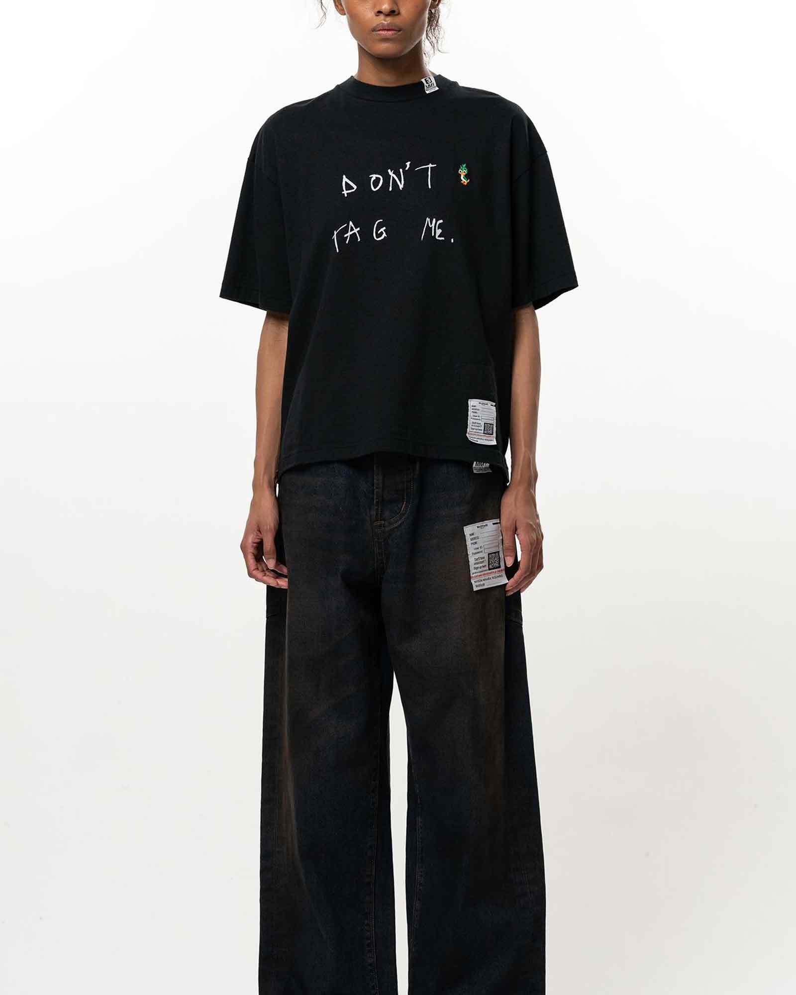 MIHARA YASUHIRO・Yasuhiro Mihara -  DON'T TAG ME. PRINTED TEE / BLACK