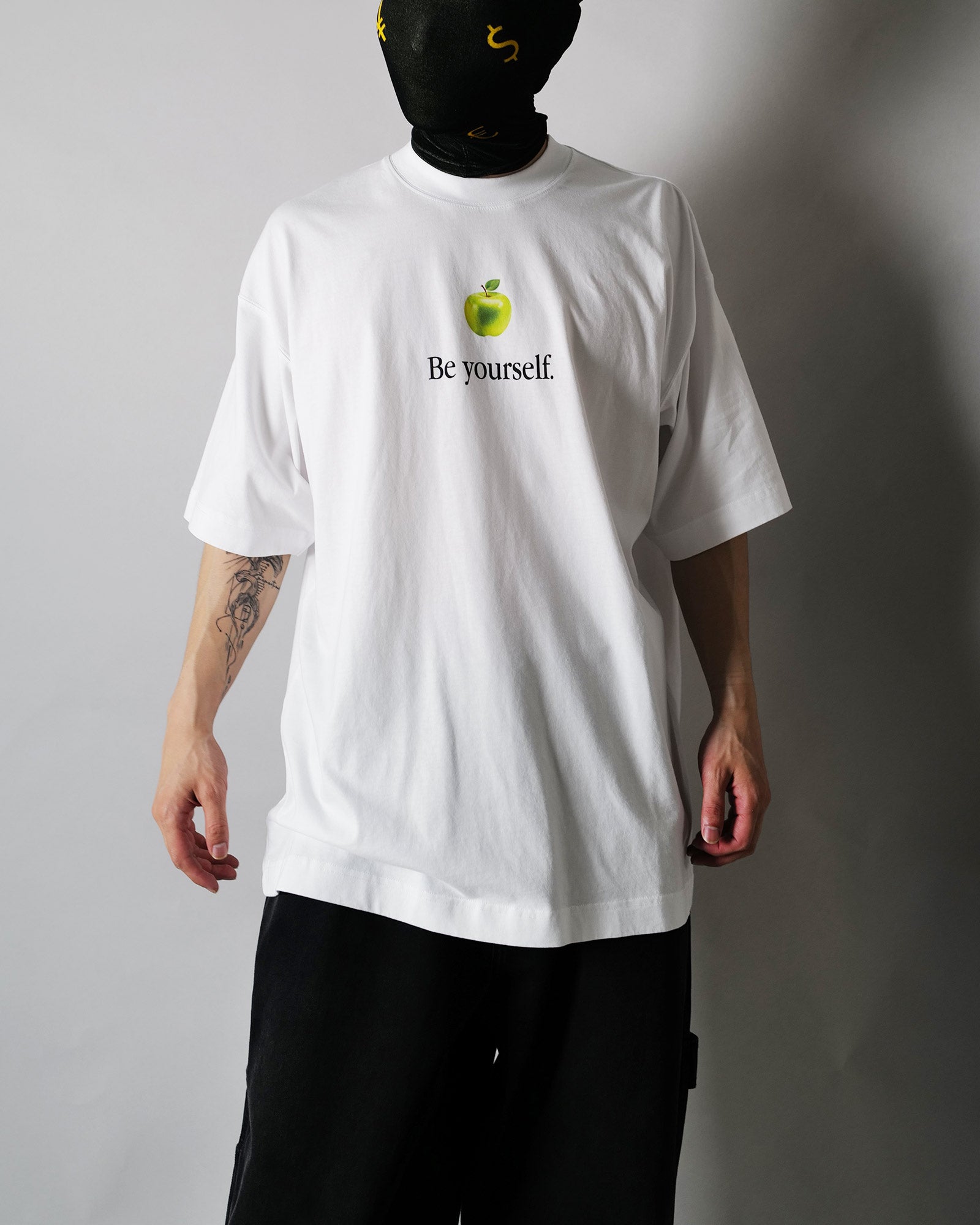 VETEMENTS・ヴェトモン - Tシャツ・カットソー BE YOURSELF OVERSIZED T-SHIRT / WHITE