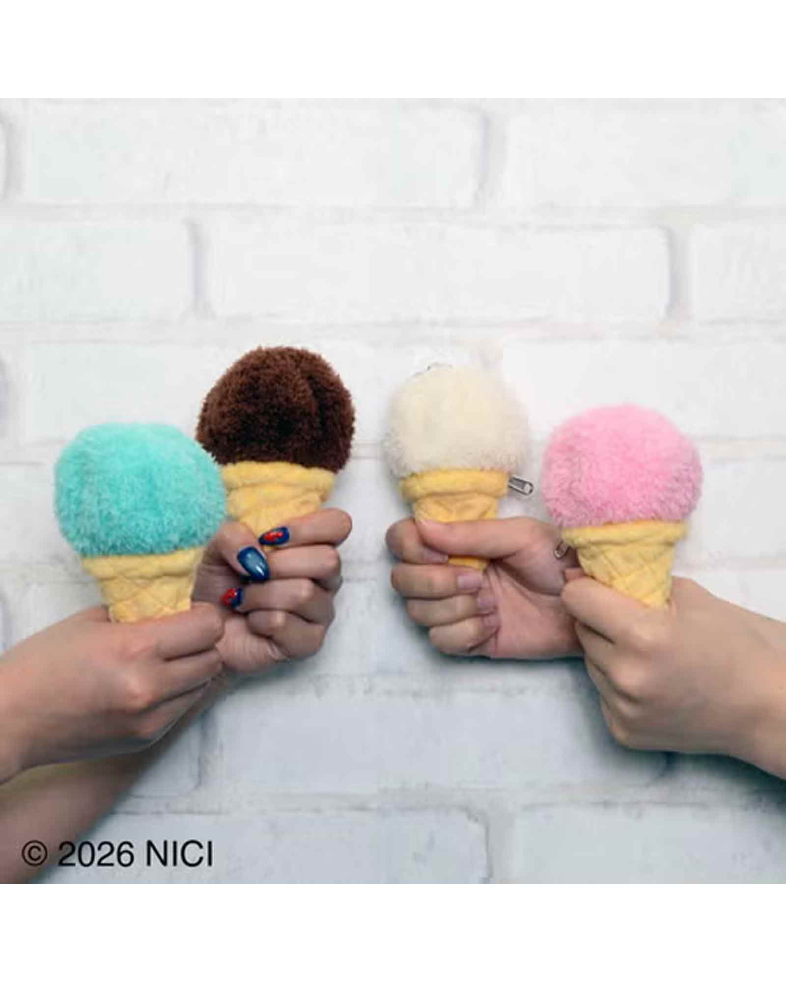 NICI・ニキ -  BB アイスクリームチョコレート＋シュナウザー 6cm / MULTI