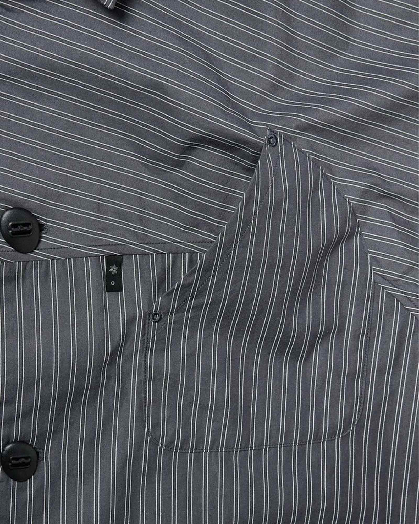 Goldwin 0・ゴールドウイン ゼロ - シャツ REFLECTIVE STRIPED SHIRT / DEEP CHARCOAL