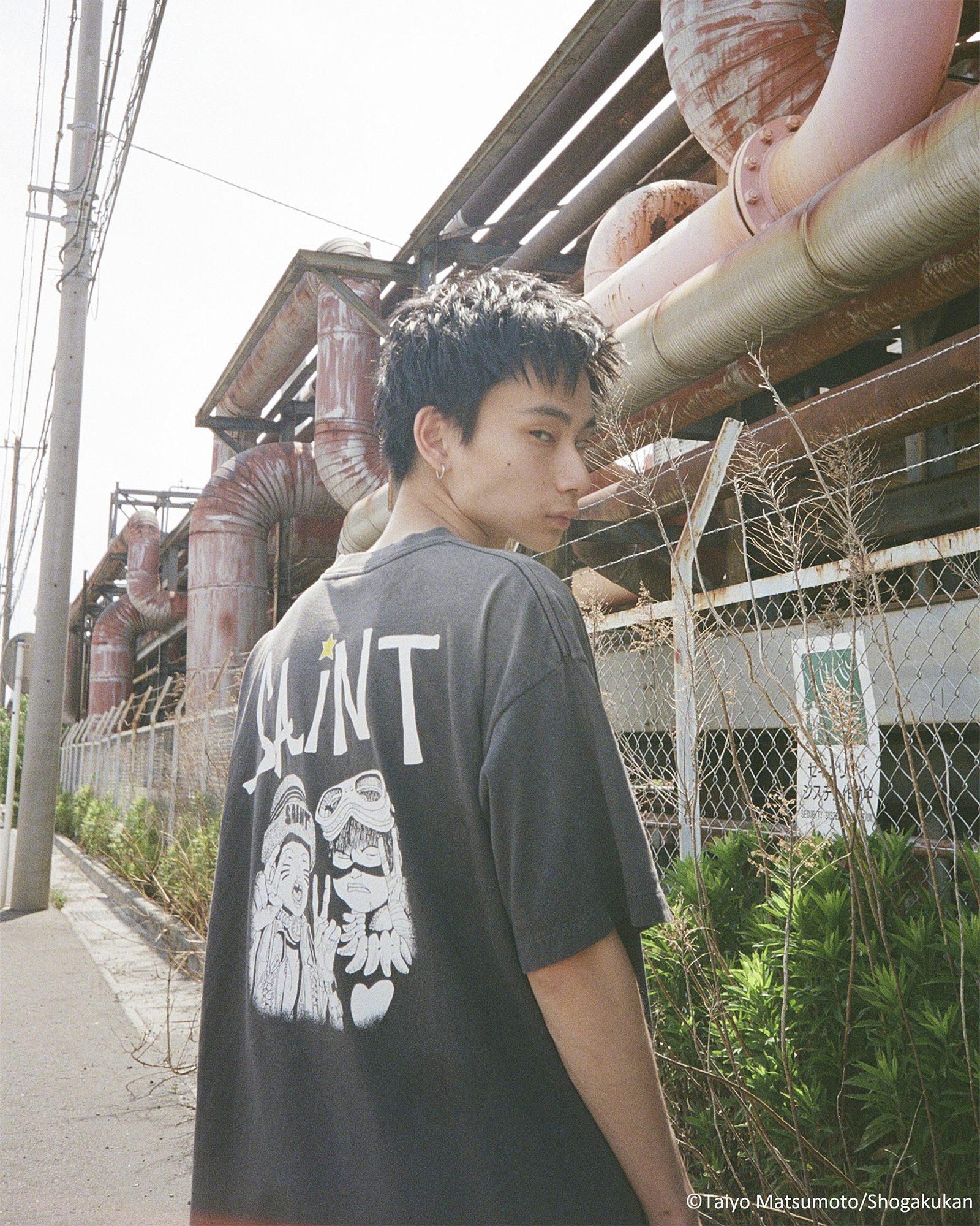 ©SAINT M××××××・セントマイケル - Tシャツ・カットソー 鉄コン筋クリート_SS T-SHIRT/KURO / BLACK