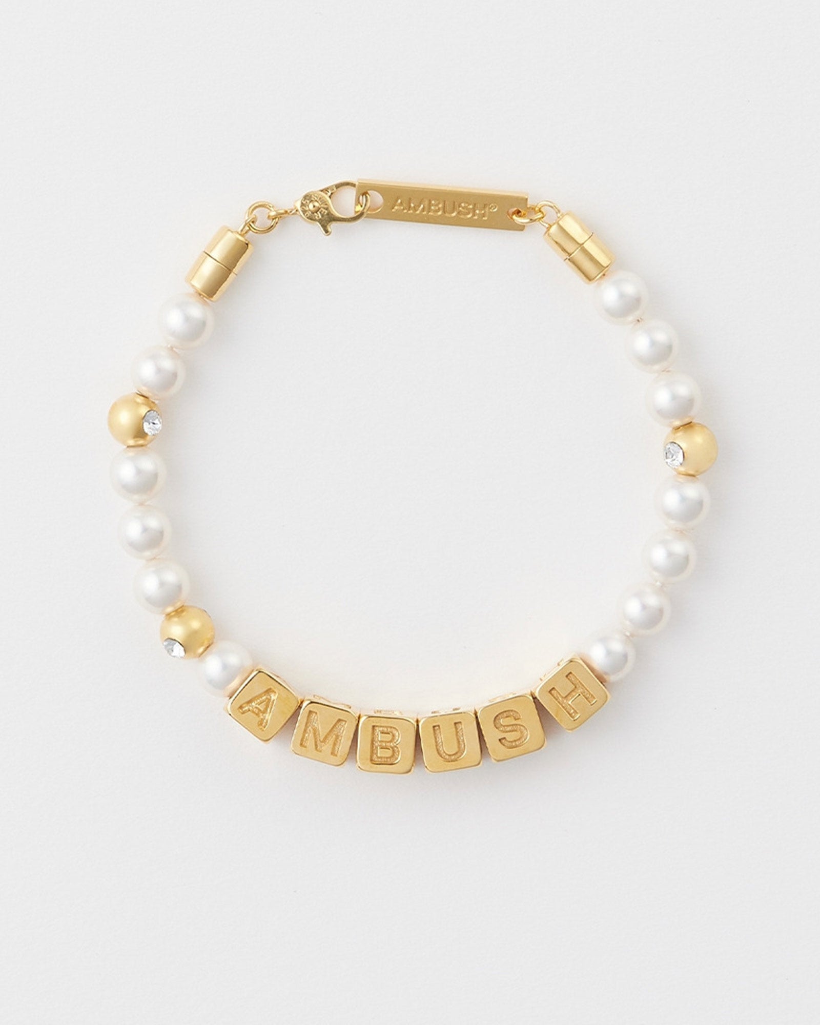 PEARL LETTER BLOCK BRACELET / GOLD