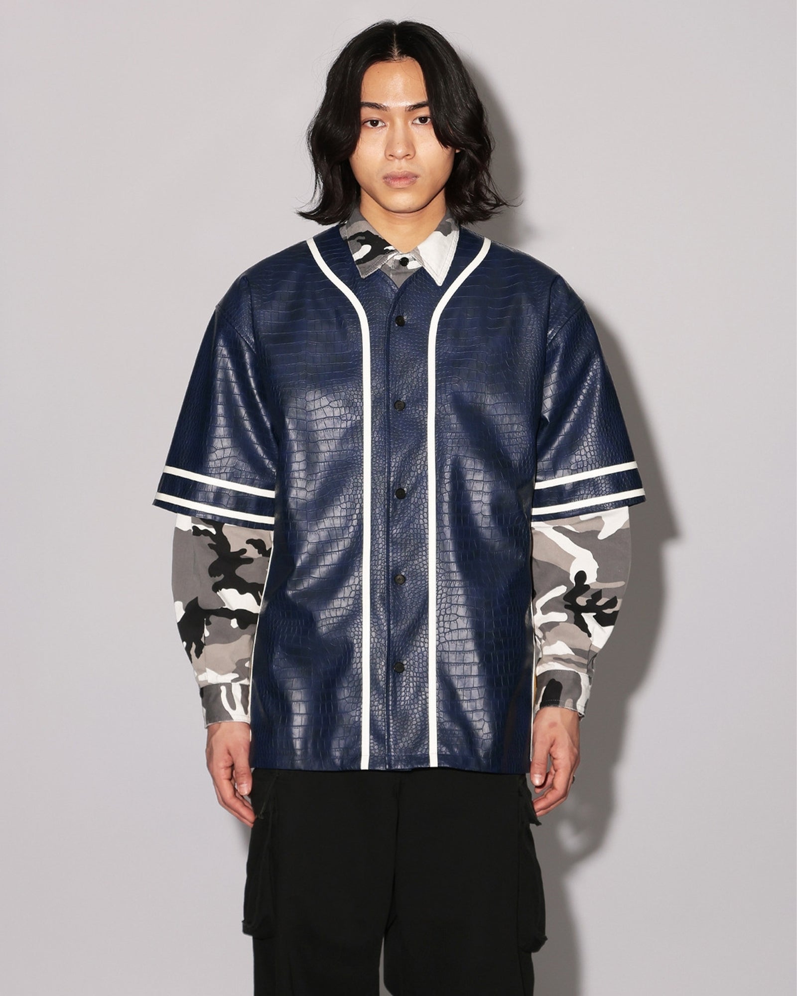 AMBUSH・アンブッシュ - シャツ FAKE CROCODILE LEATHER BASEBALL SHIRT / NAVY