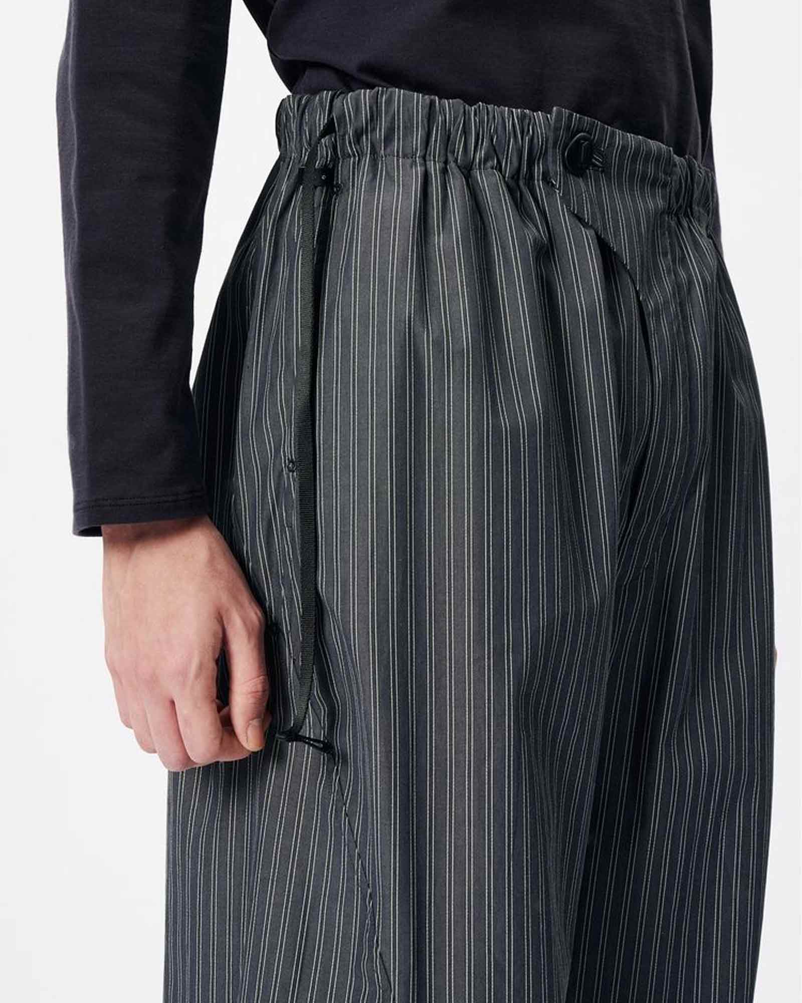 Gold Win (ゴールドウィン) SS26 REFLECTIVE STRIPED PANTS / CHILL