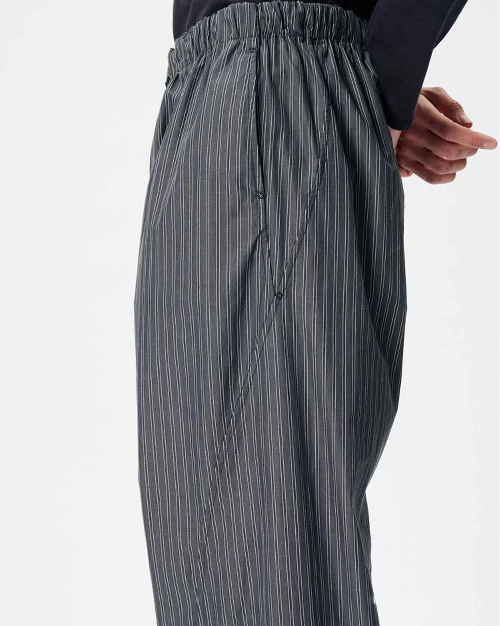 Gold Win (ゴールドウィン) SS26 REFLECTIVE STRIPED PANTS / CHILL