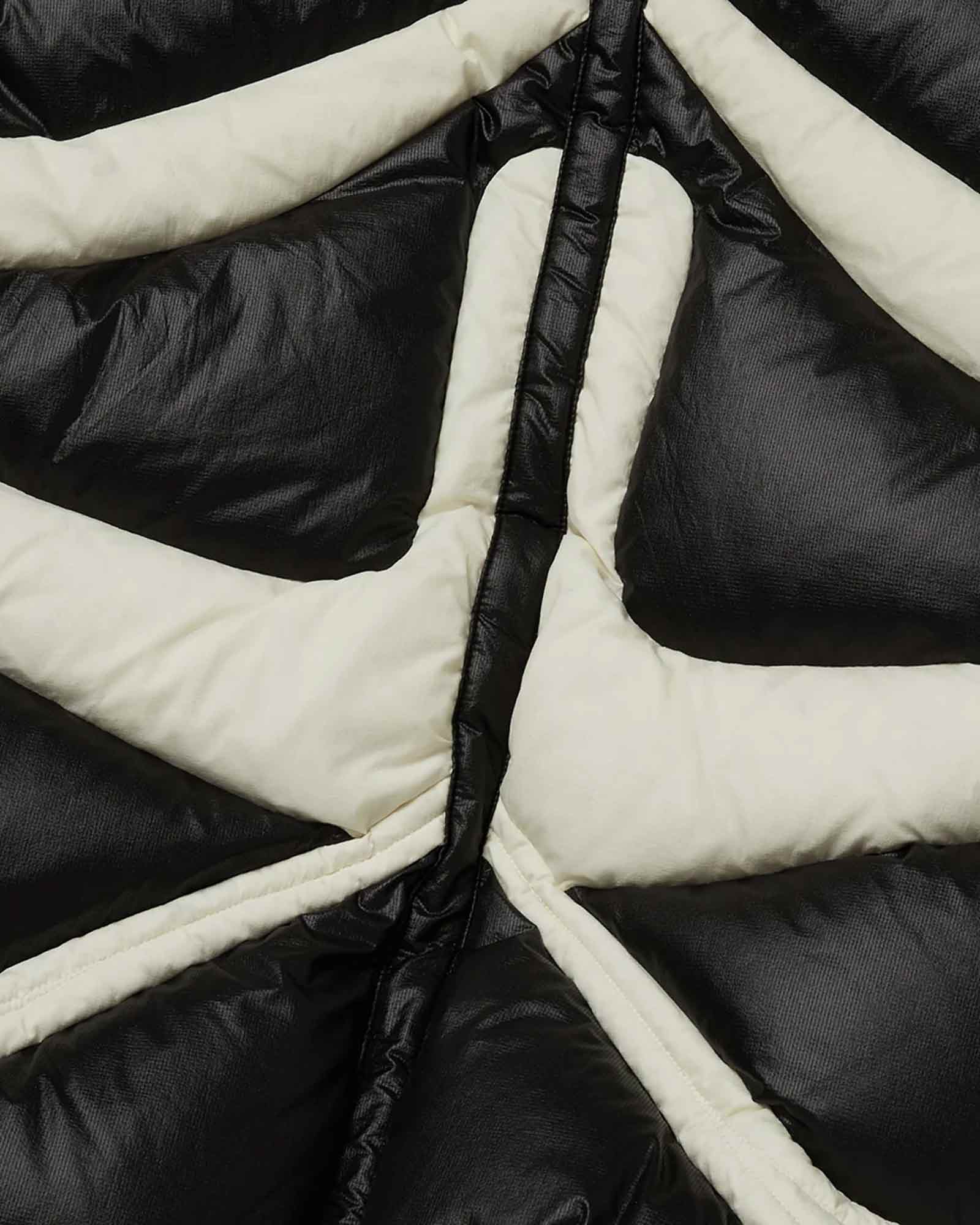 THUG CLUB・サグクラブ - ダウンジャケット TC DUNK PUFFER JACKET / BLACK/IVORY
