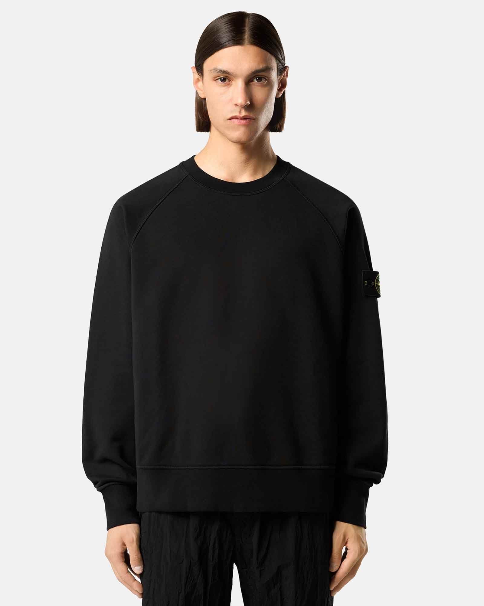 STONE ISLAND・ストーンアイランド - スウェット "SWEATSHIRT 26AW-6100008" / BLACK