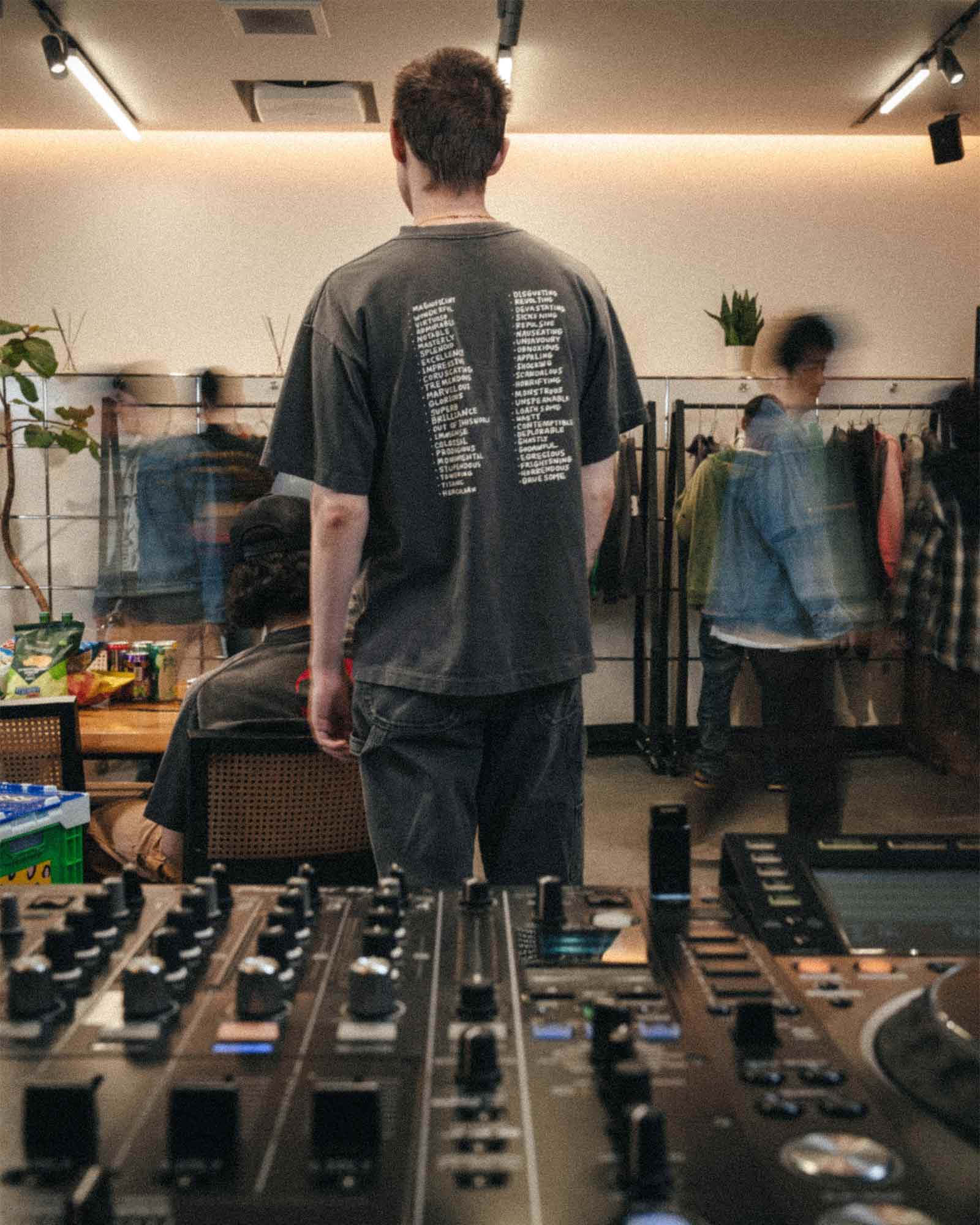 ©SAINT M××××××・セントマイケル - Tシャツ・カットソー SS T-SHIRT/LIVING / BLACK
