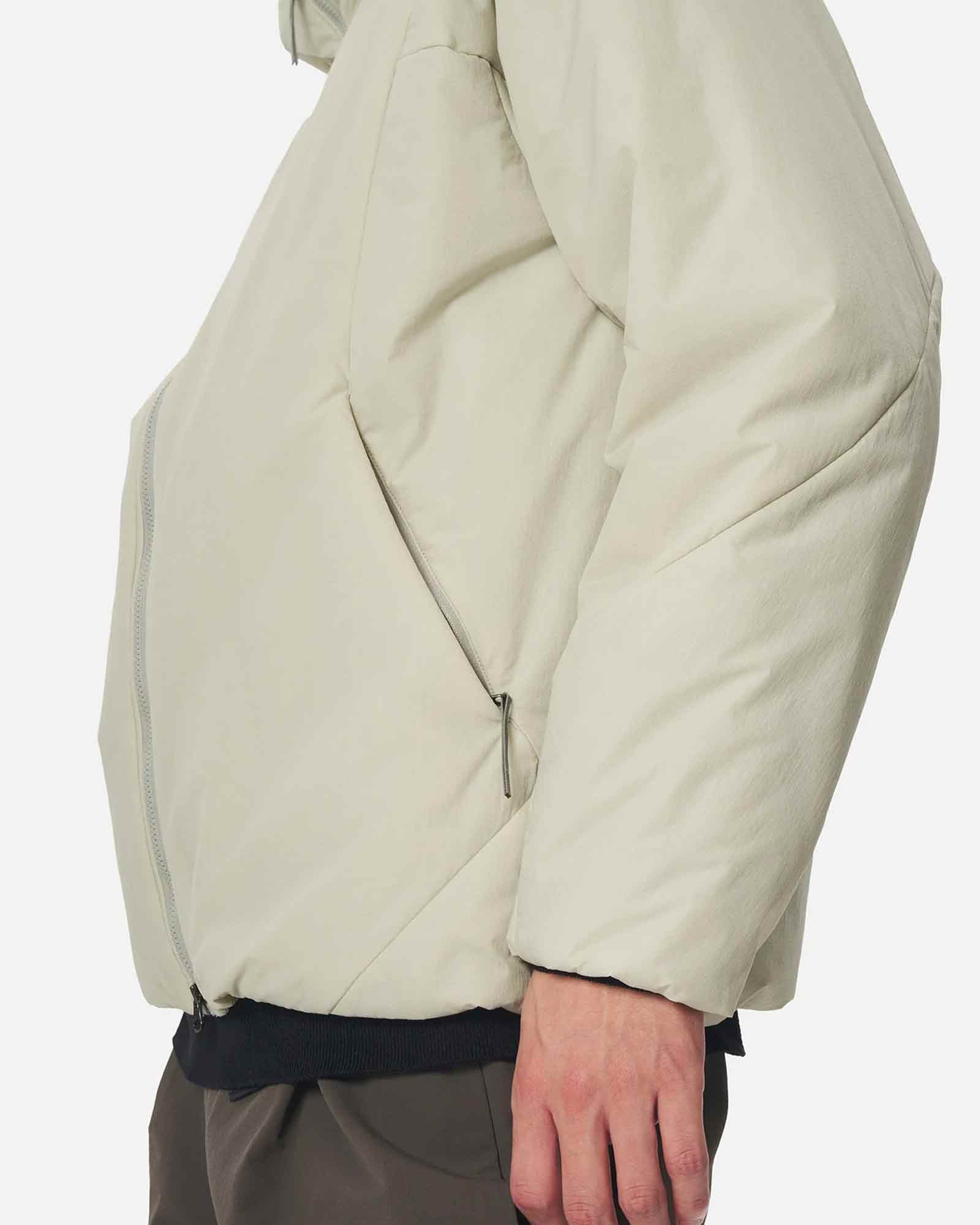 Goldwin・ゴールドウィン - ナイロンジャケット TSUBAI INSULATED HOODIE / DOVE