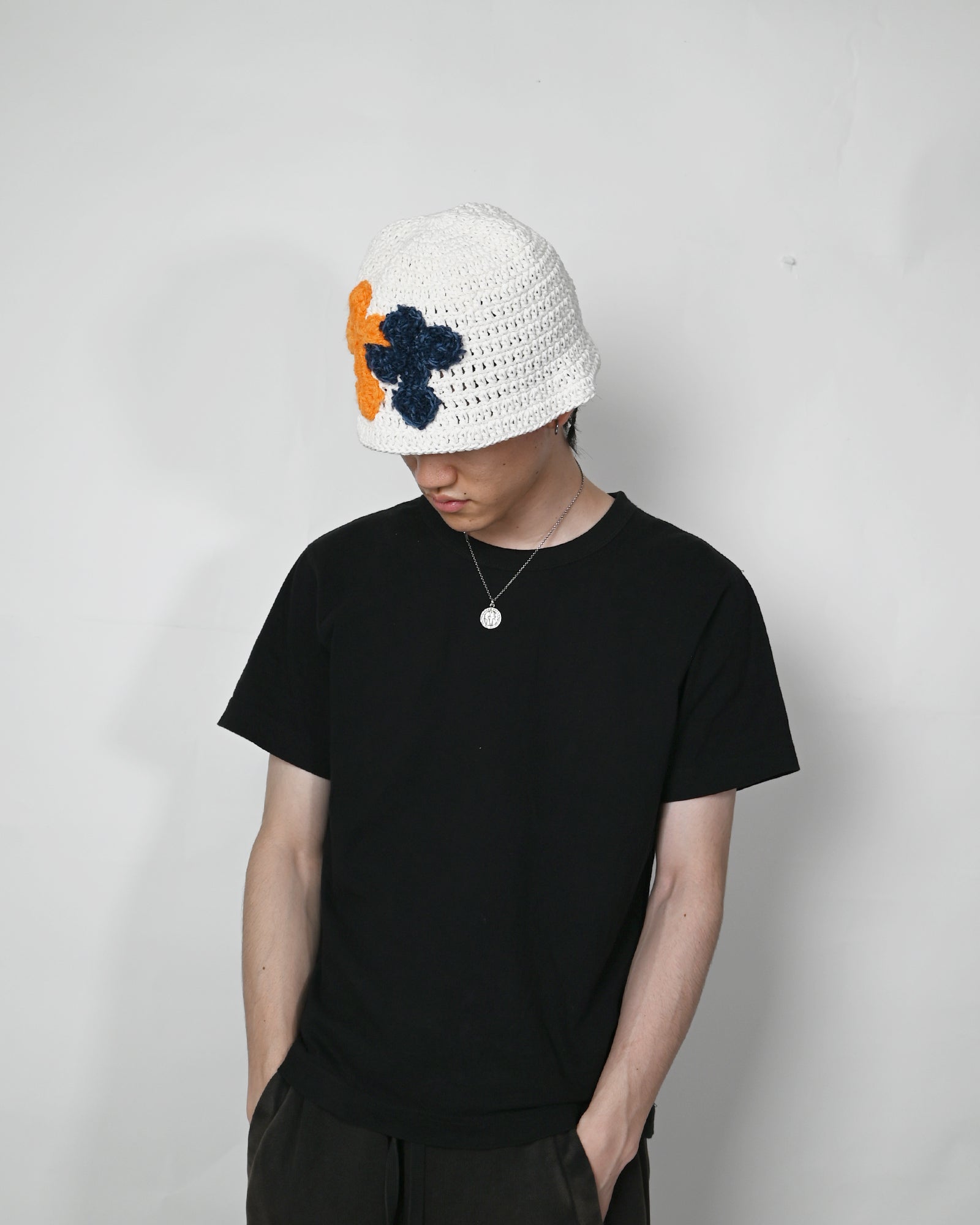Y.A.R.N.・ヤーン - バケットハット Y.A.R.N. 3D DOUBLE CROSS KNIT HAT-56 / WHITE