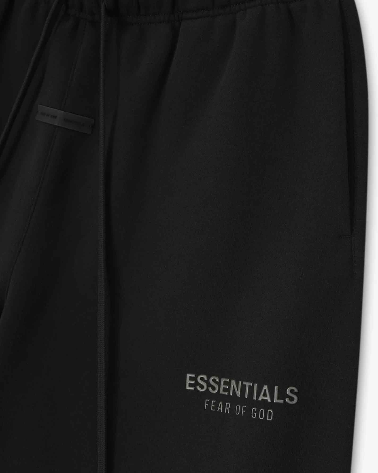 ESSENTIALS・エッセンシャルズ - ハーフ・ショートパンツ SOCCER FLEECE SHORTS / JET BLACK