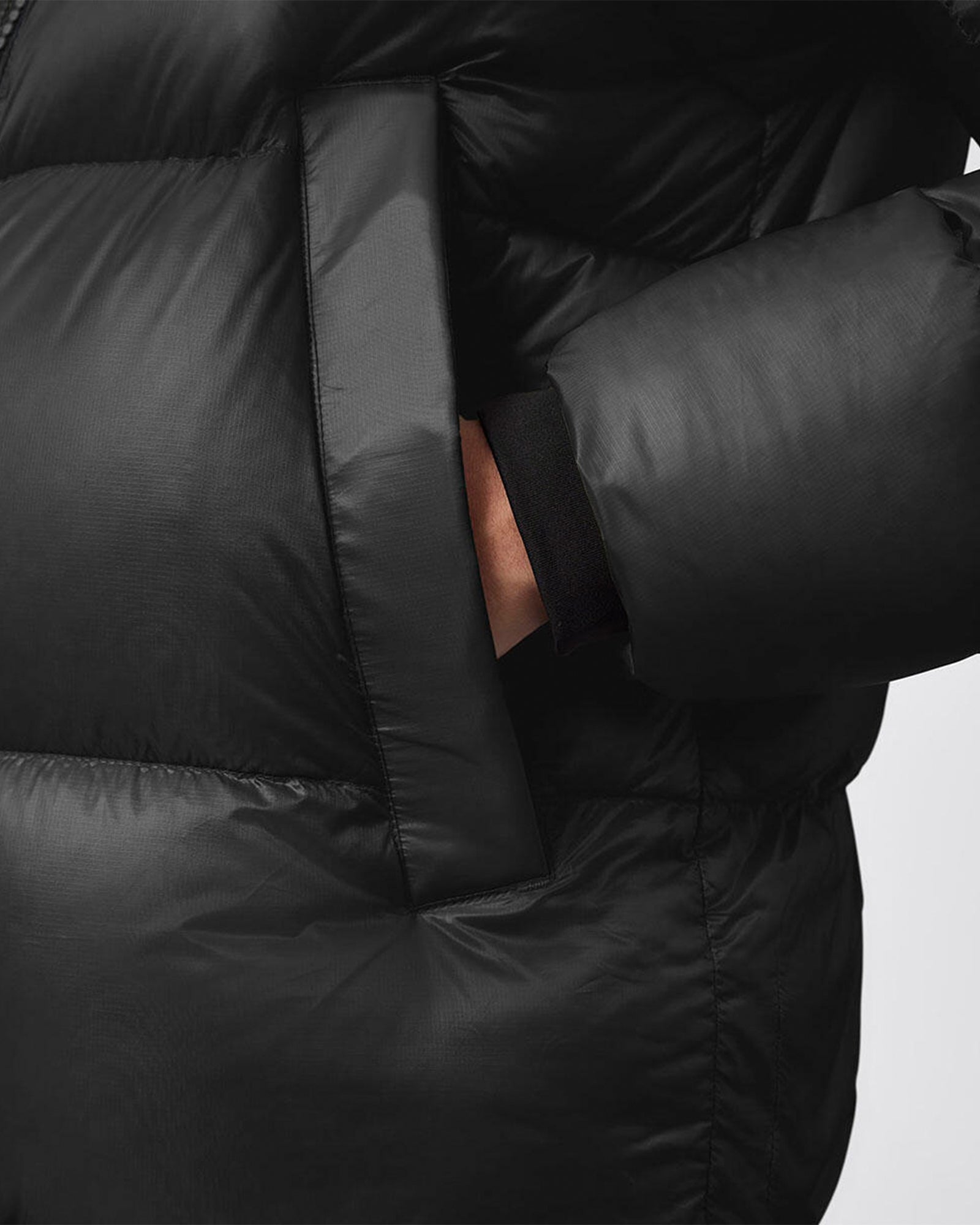 CANADA GOOSE・カナダグース - ダウンジャケット 2252M CROFTON PUFFER / BLACK