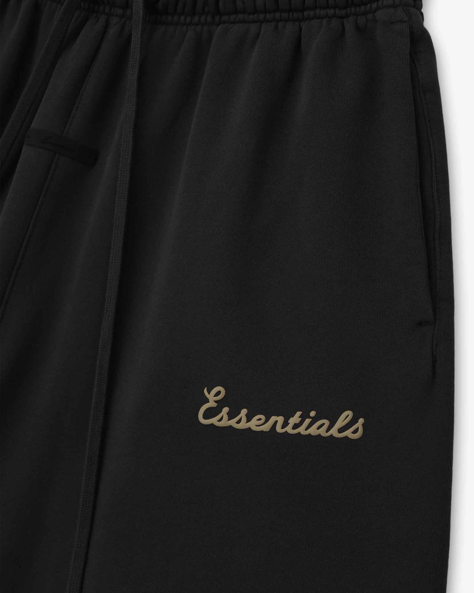 ESSENTIALS・エッセンシャルズ - ハーフ・ショートパンツ TRAINING CLASSIC FIT SHORT / FADED BLACK