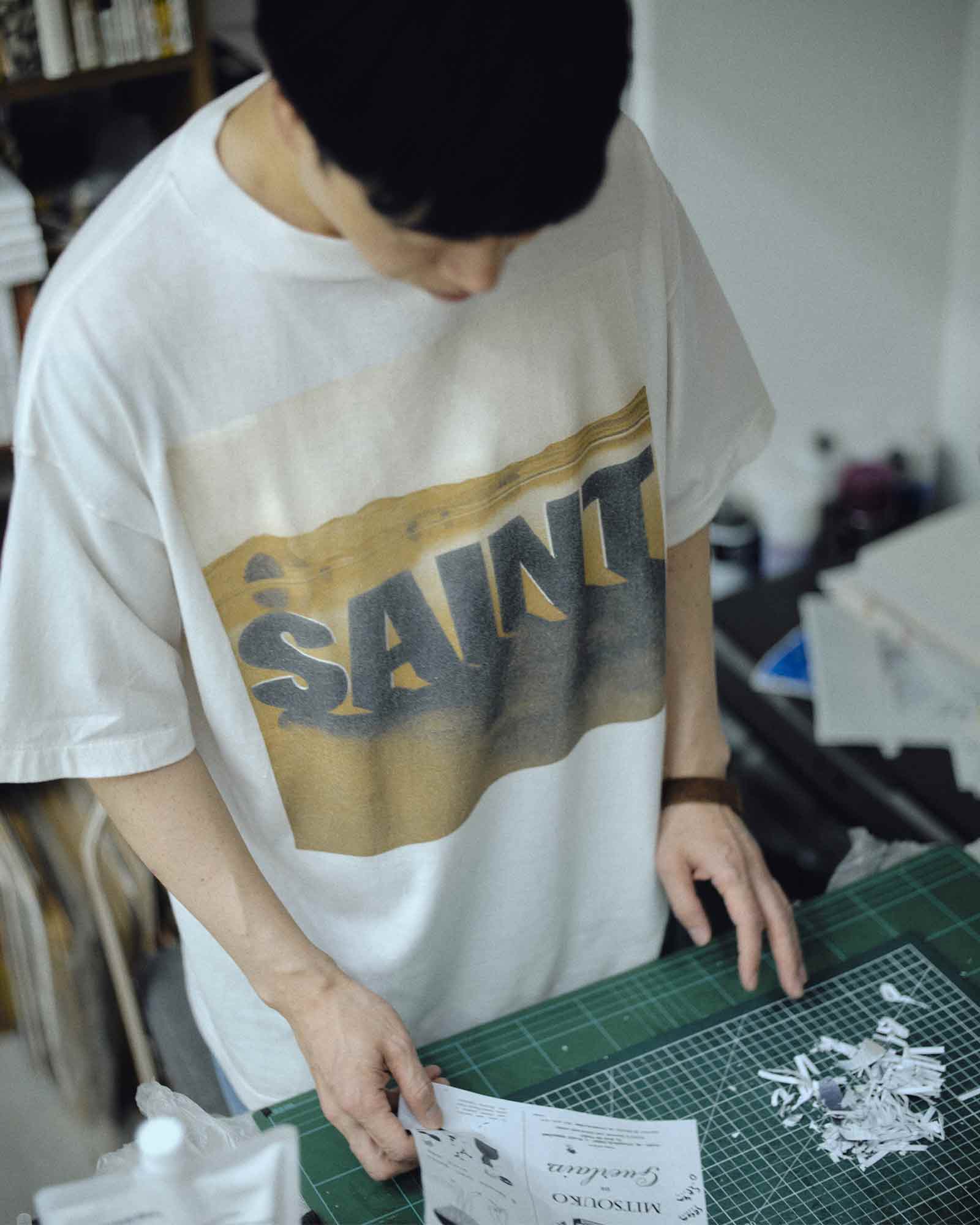 ©SAINT M××××××・セントマイケル - Tシャツ・カットソー KK_SS T-SHIRT/DESERT / WHITE