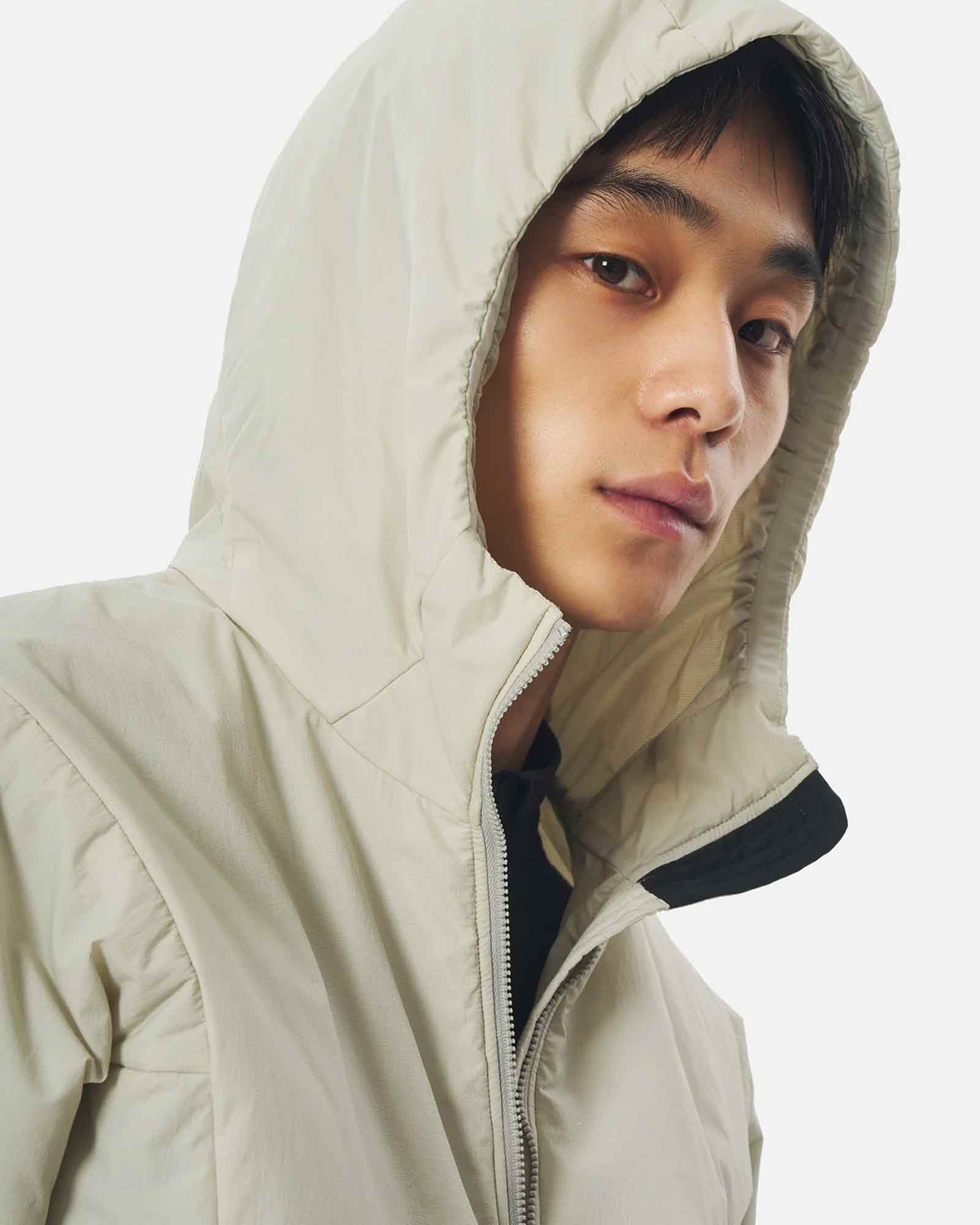 Goldwin・ゴールドウィン - ナイロンジャケット TSUBAI INSULATED HOODIE / DOVE