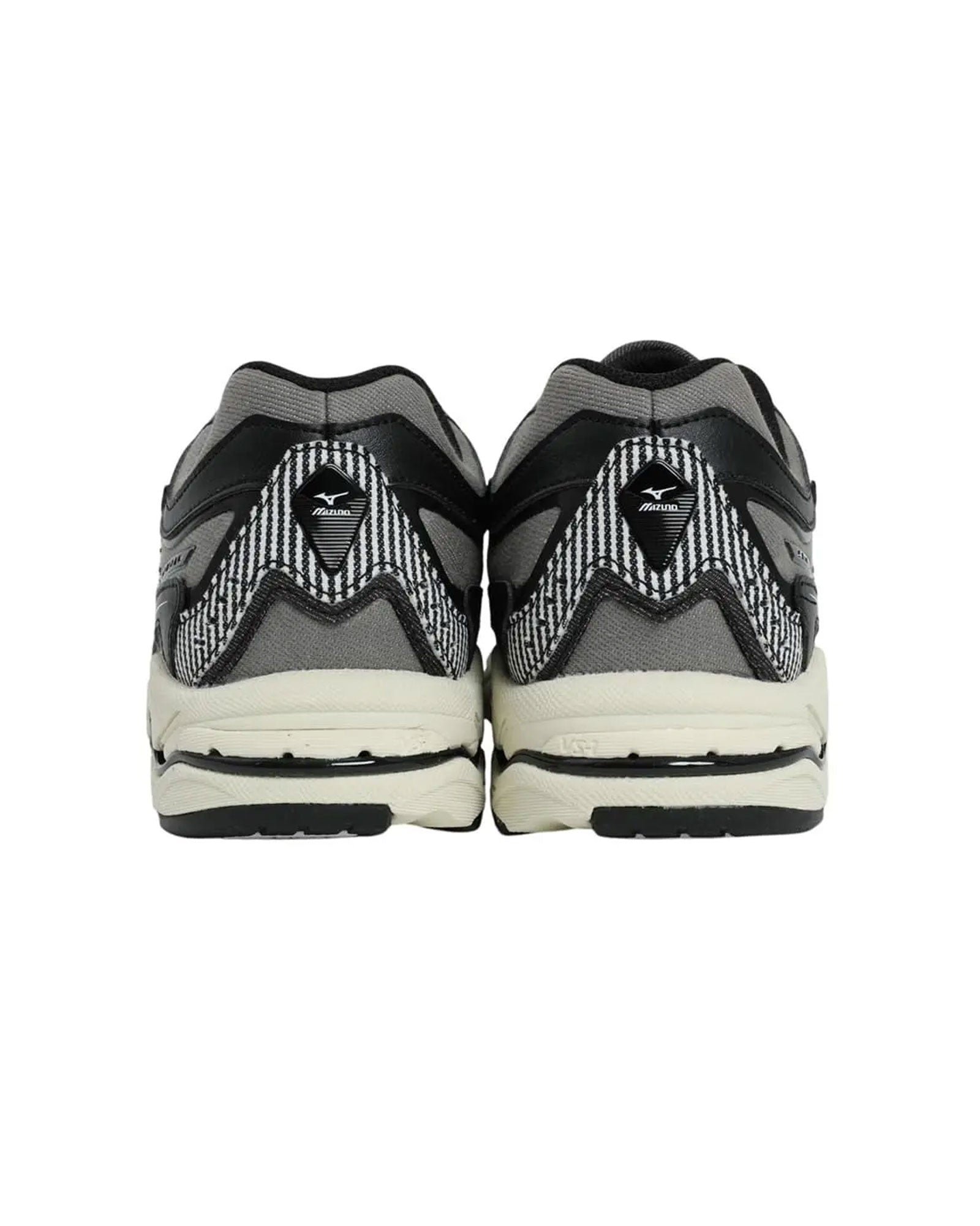 SWJP・エスダブリュージェーピー - ローカットスニーカー MIZUNO WAVE MUSTANG LS SWJP / BLACK