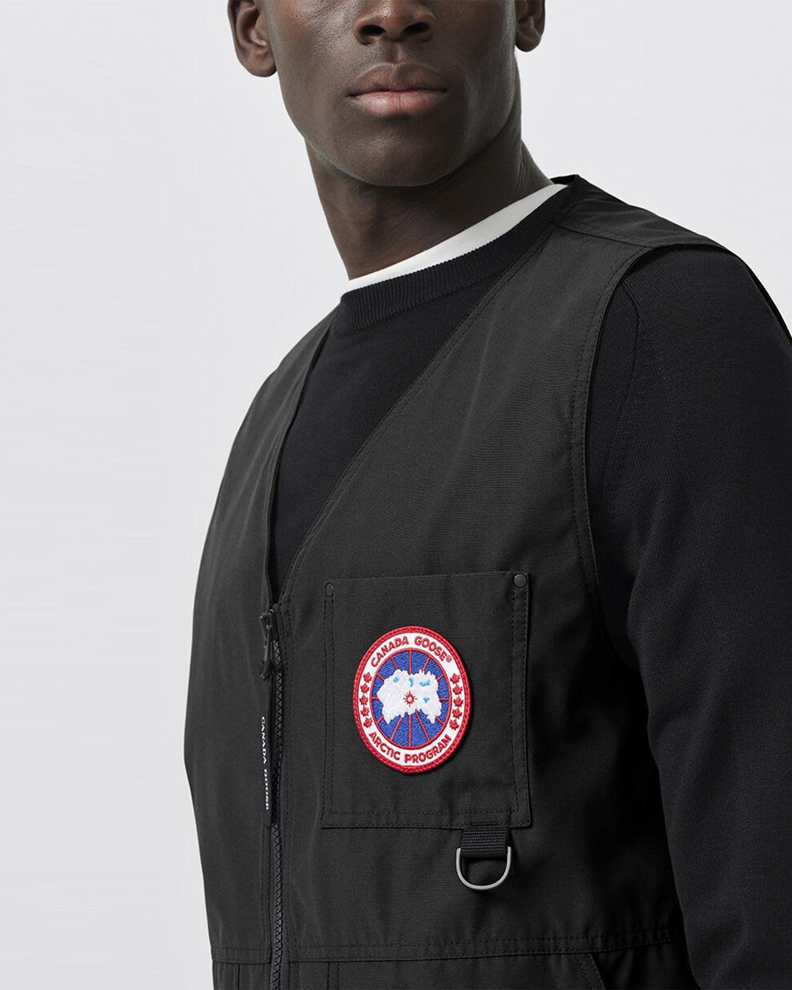 CANADA GOOSE・カナダグース - ダウンジャケット CANMORE VEST / BLACK