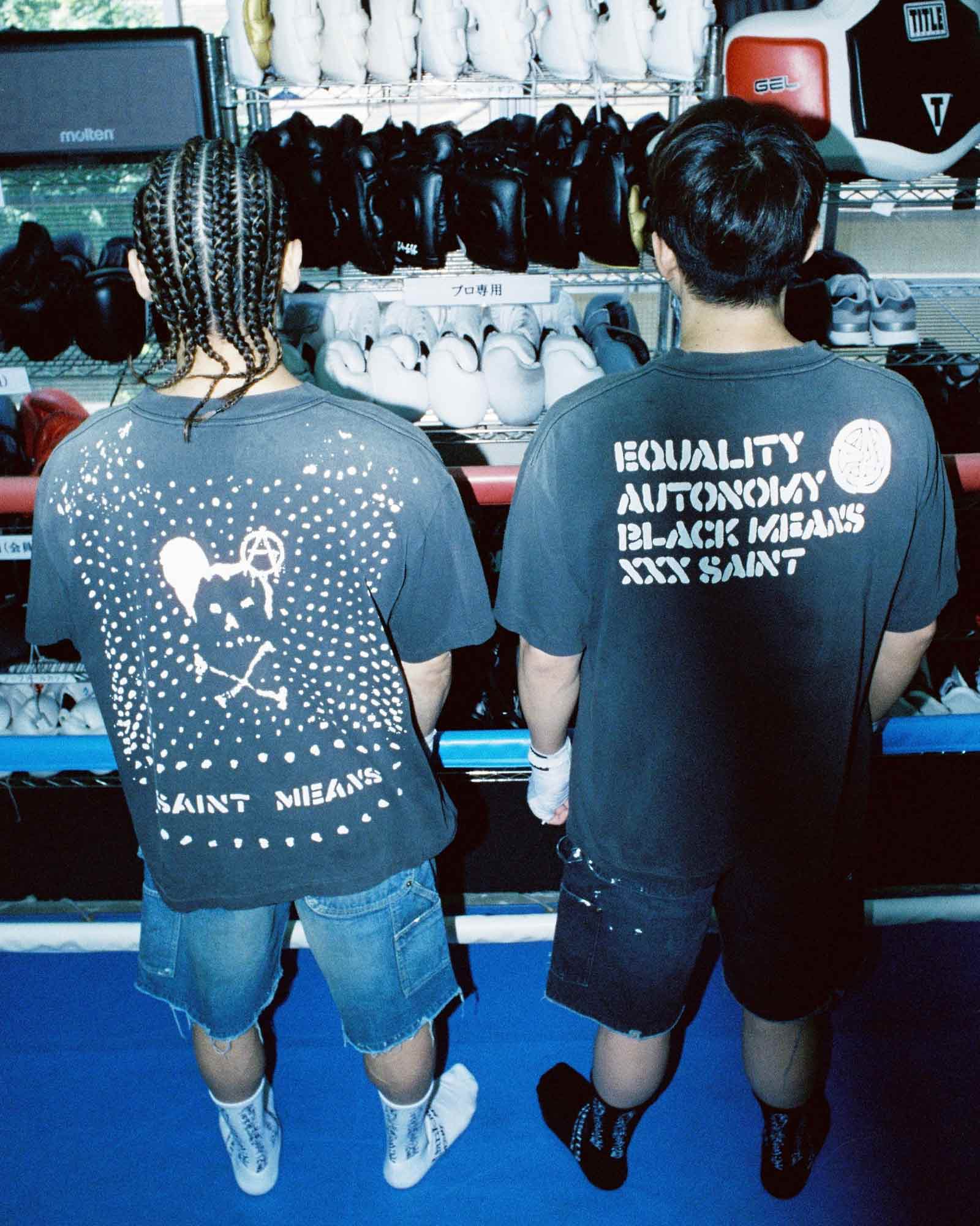 ©SAINT M××××××・セントマイケル - Tシャツ・カットソー BKM_SS T-SHIRT/PEACE / BLACK