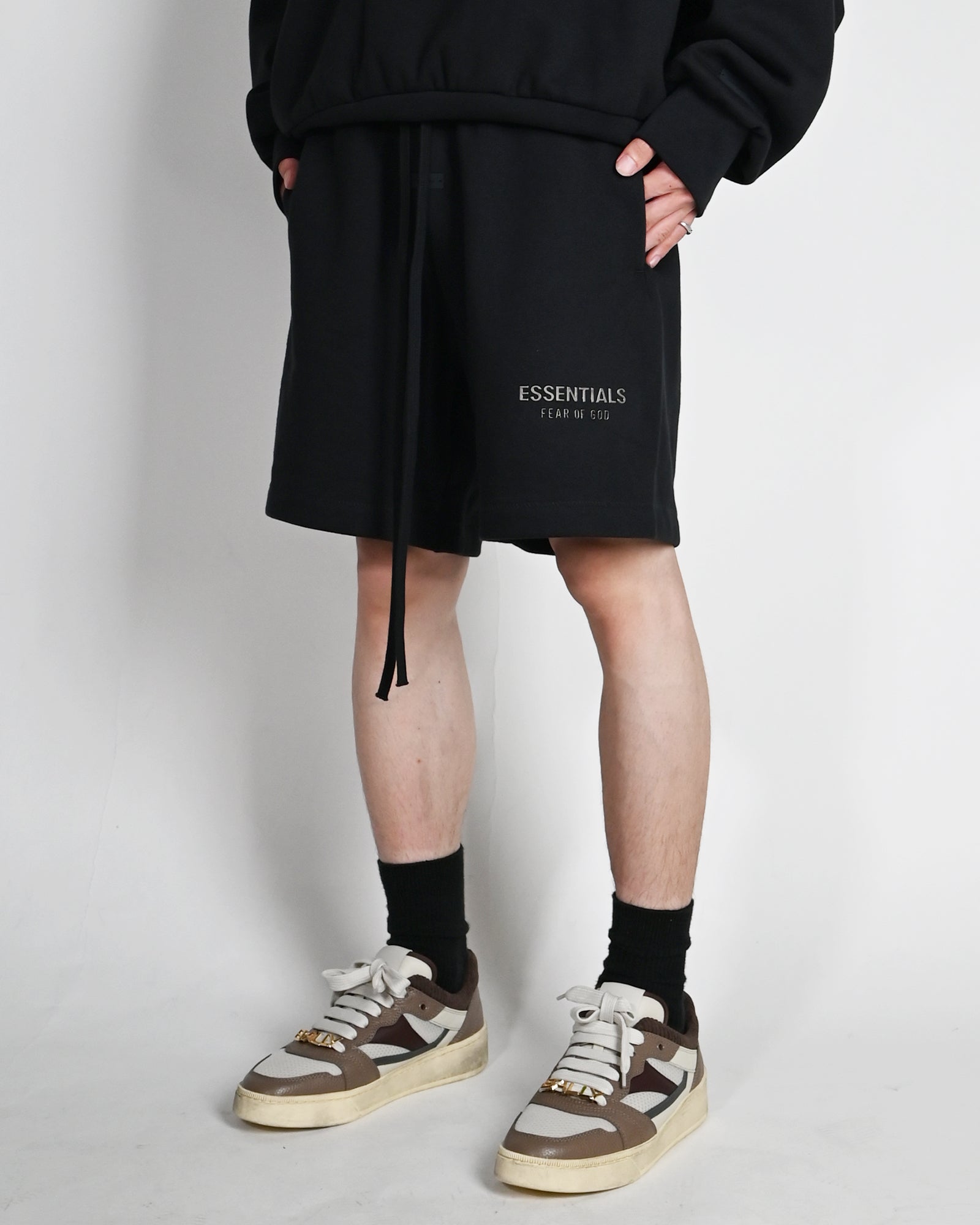 ESSENTIALS・エッセンシャルズ - ハーフ・ショートパンツ SOCCER FLEECE SHORTS / JET BLACK